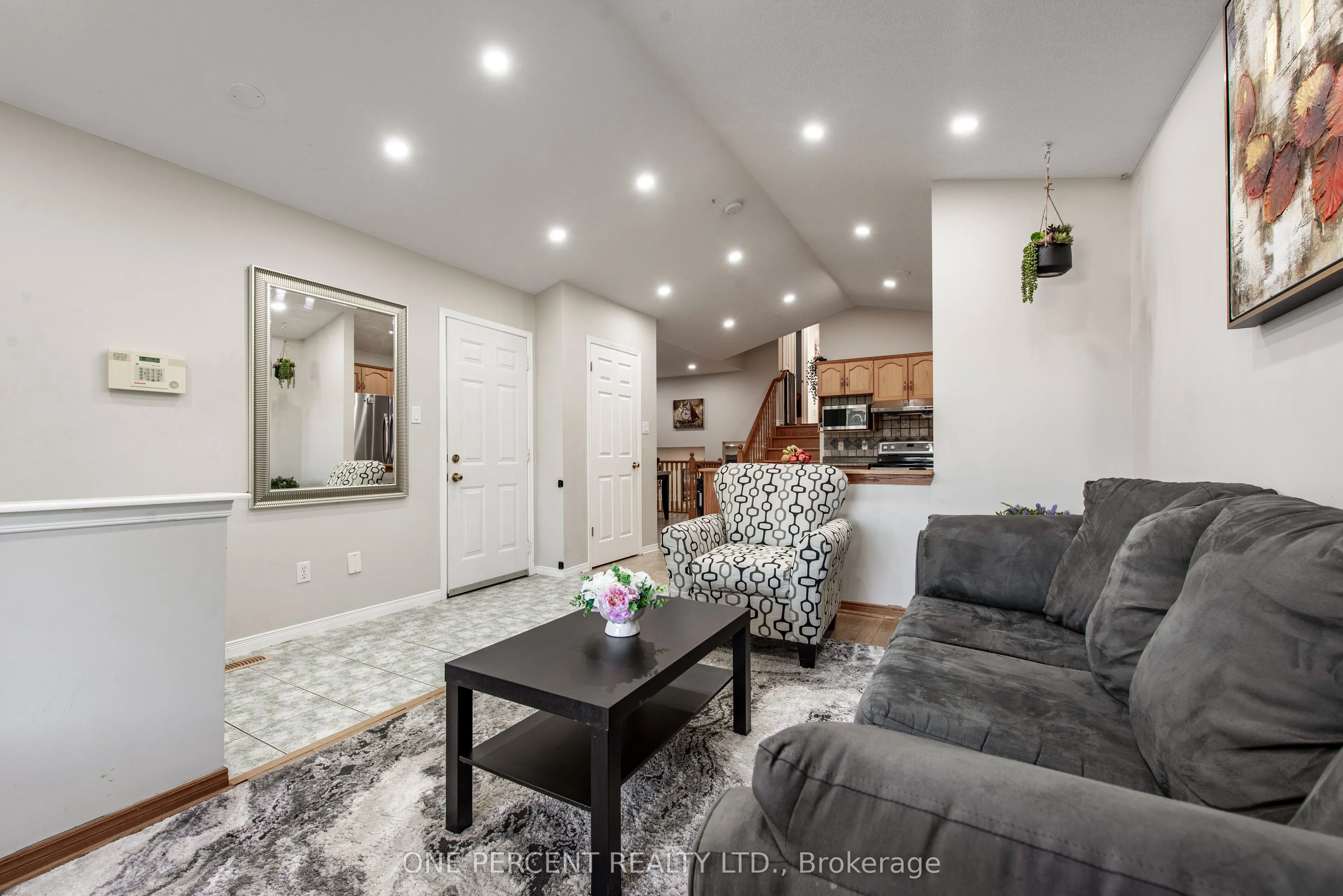 53 Biscayne Crescent
