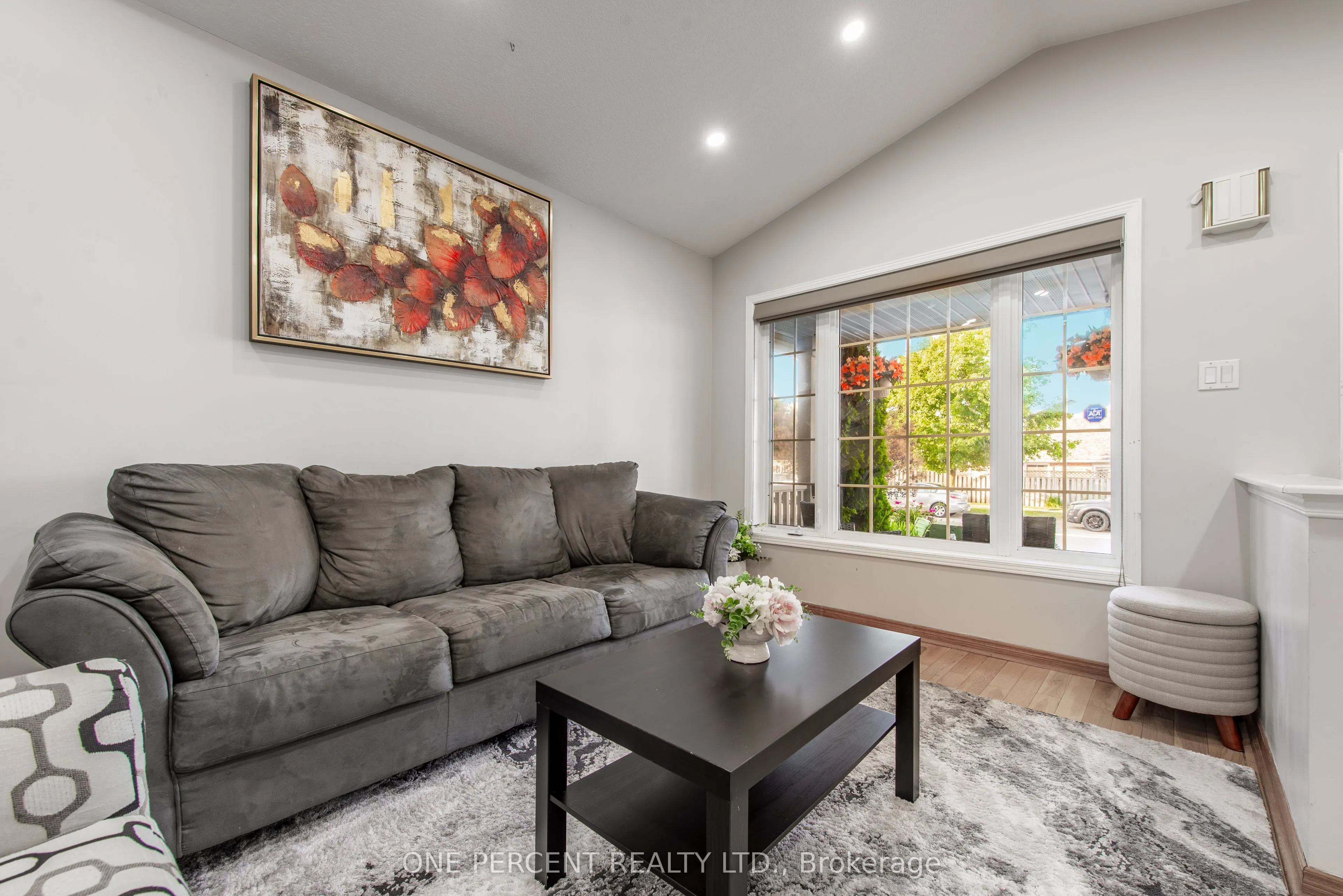 53 Biscayne Crescent