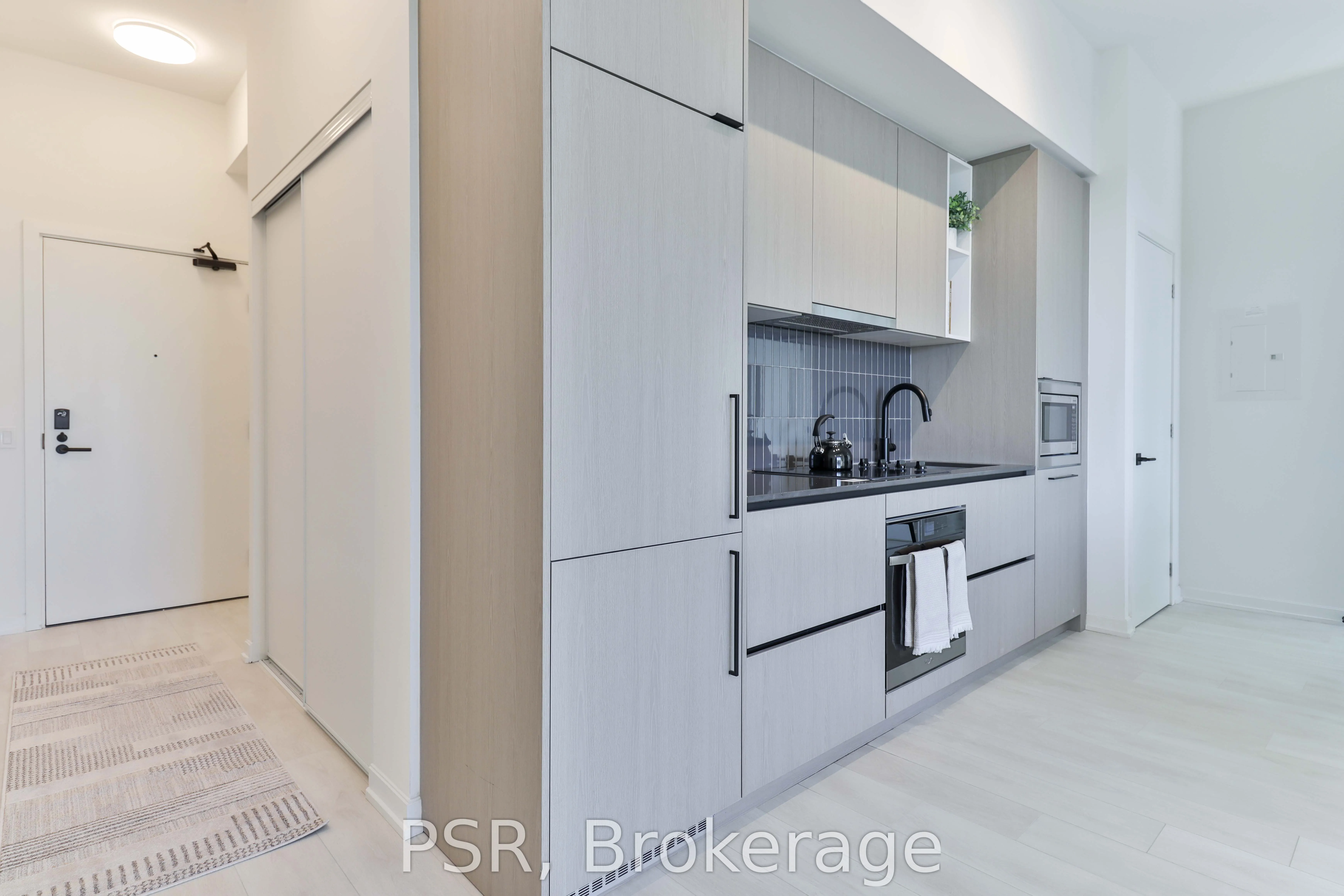 1285 Dupont Street, #2301