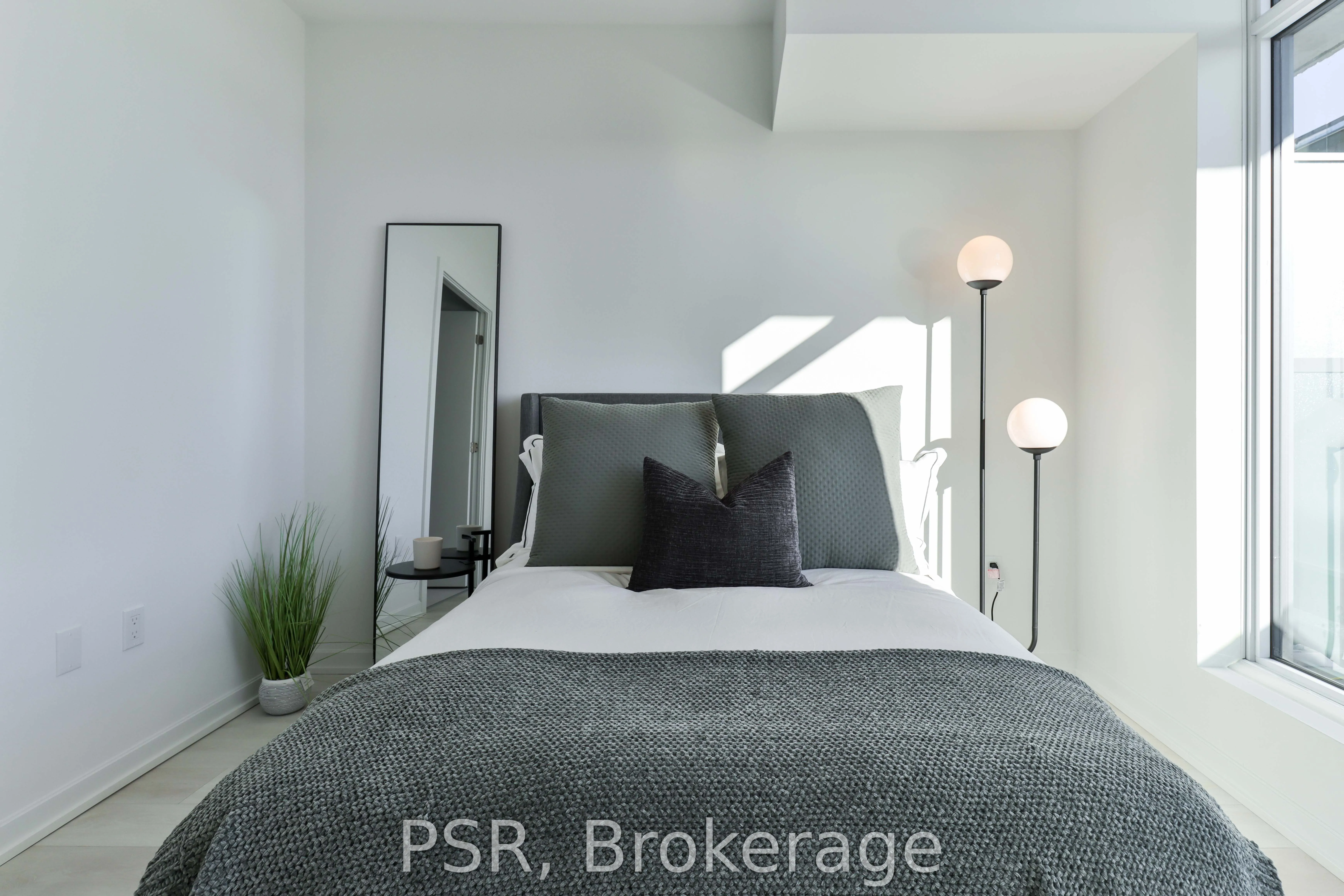 1285 Dupont Street, #2301