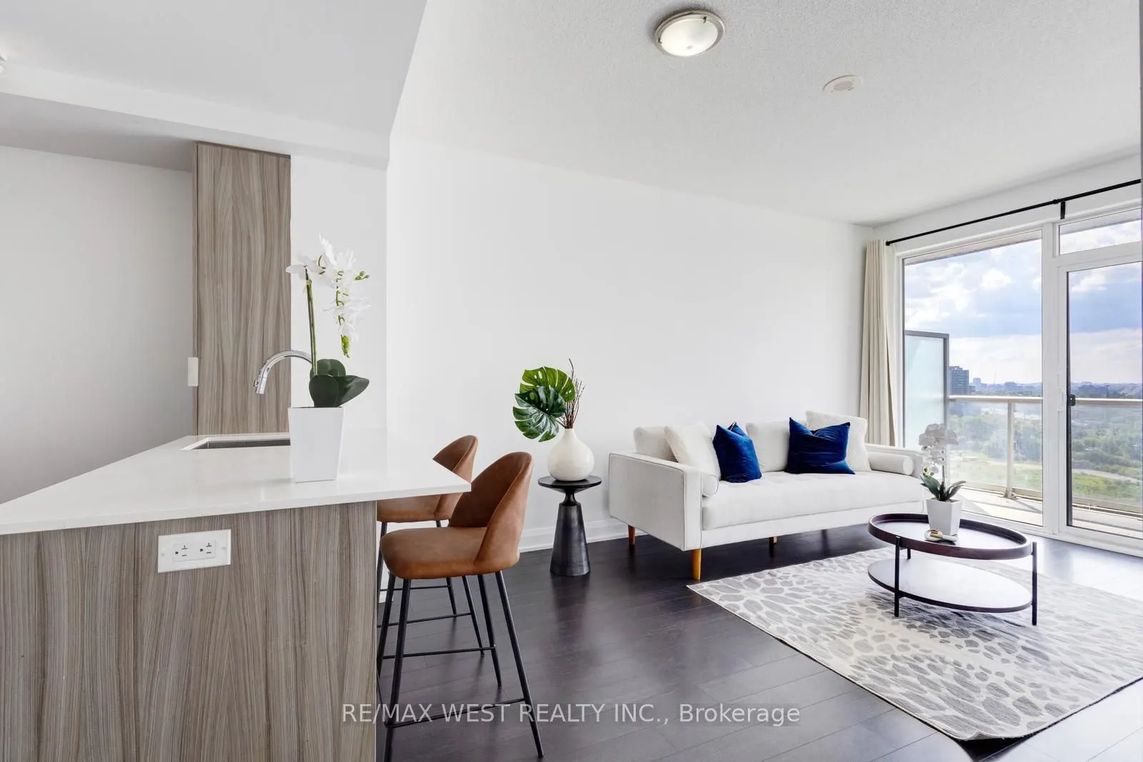 56 Annie Craig Drive, #1707