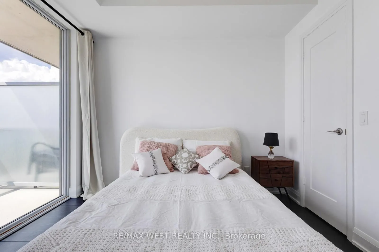56 Annie Craig Drive, #1707