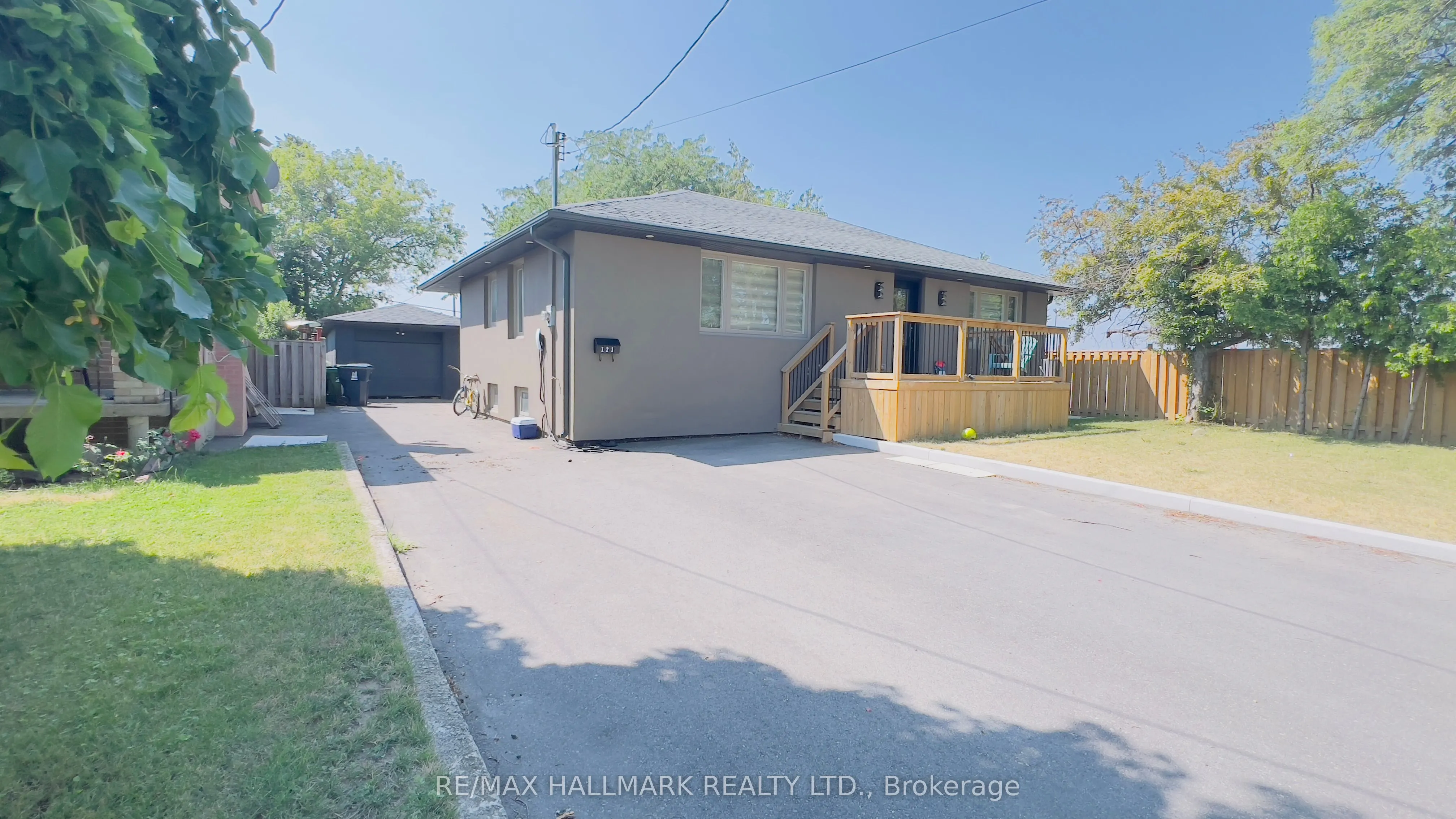 121 Home Road