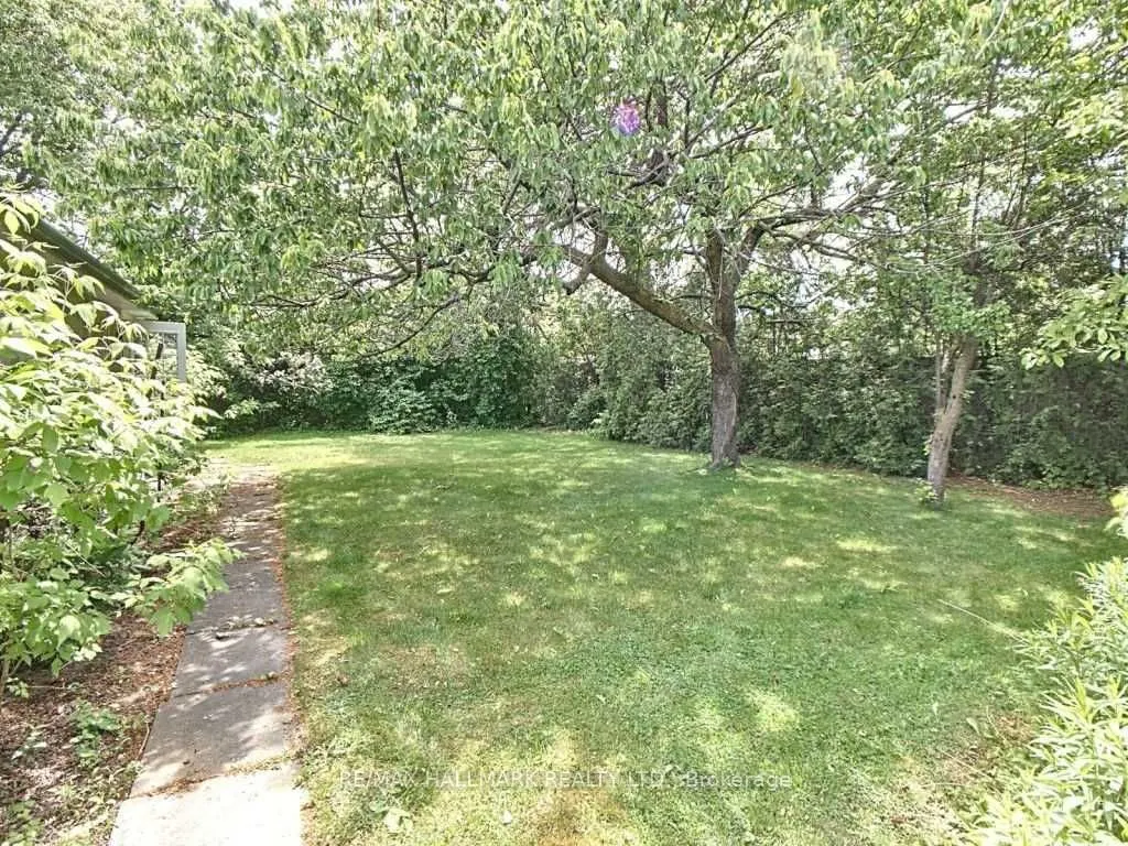 121 Home Road