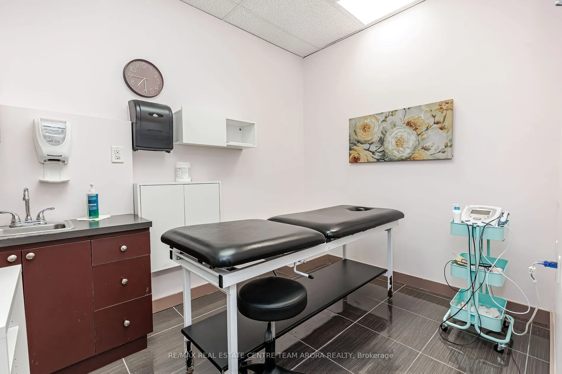 1550 South Gateway Road N, #213