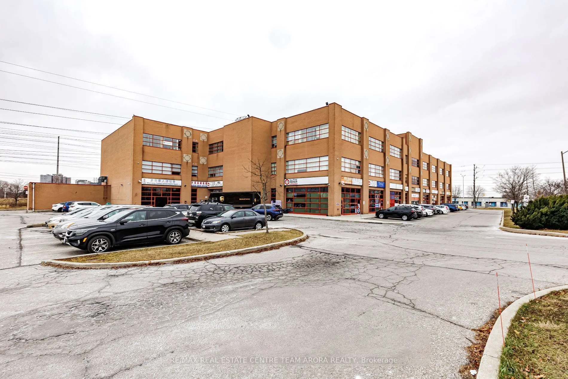 1550 South Gateway Road N, #213