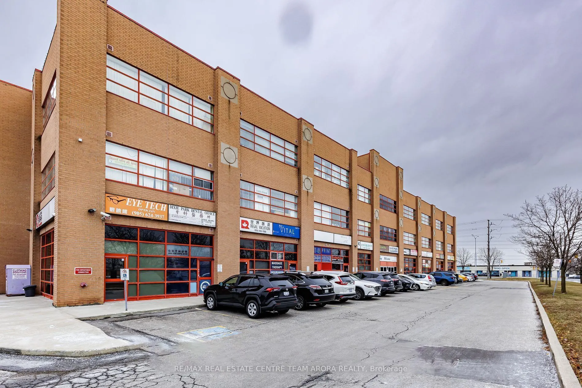 1550 South Gateway Road N, #213