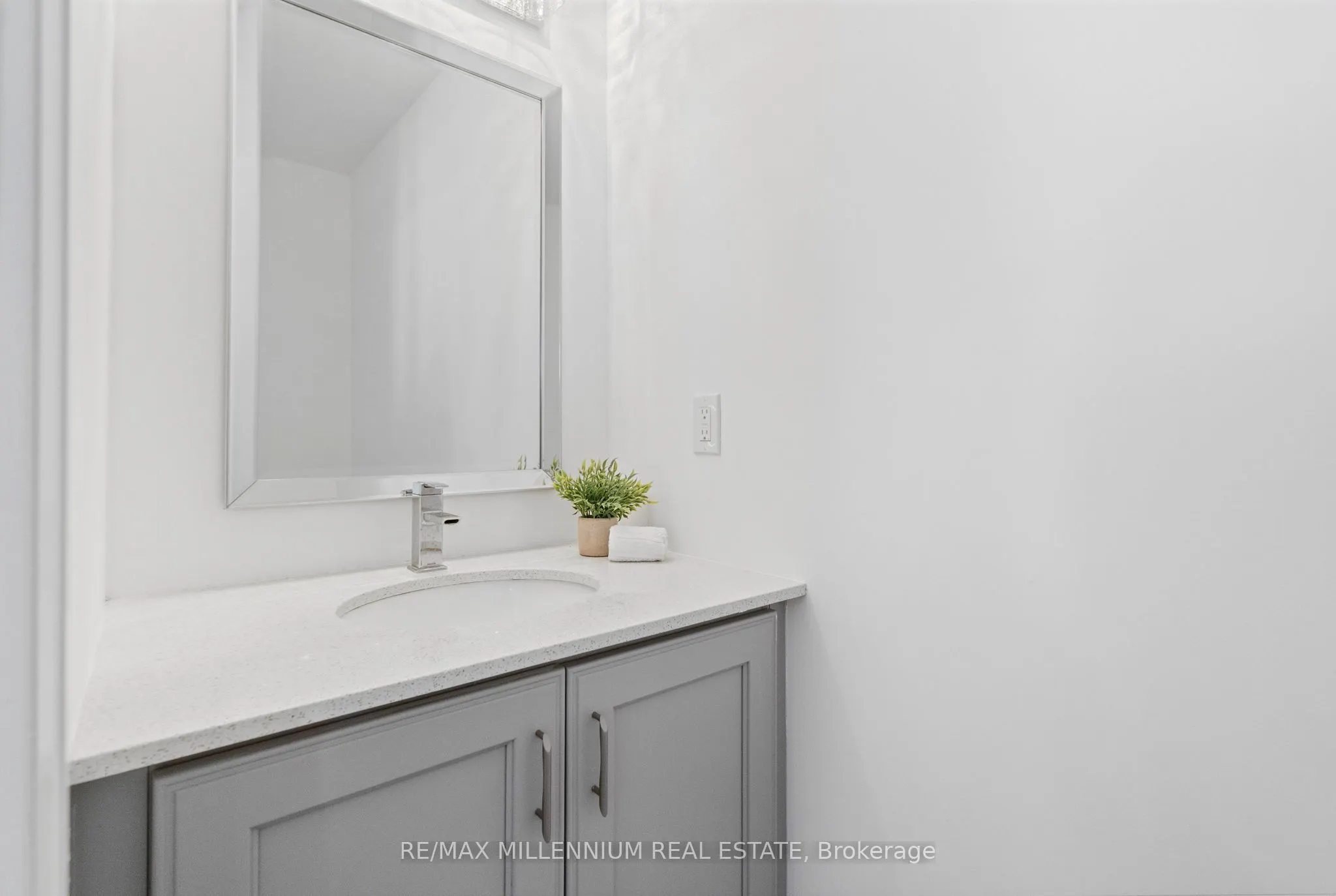 62 Preston Meadow Avenue, #6