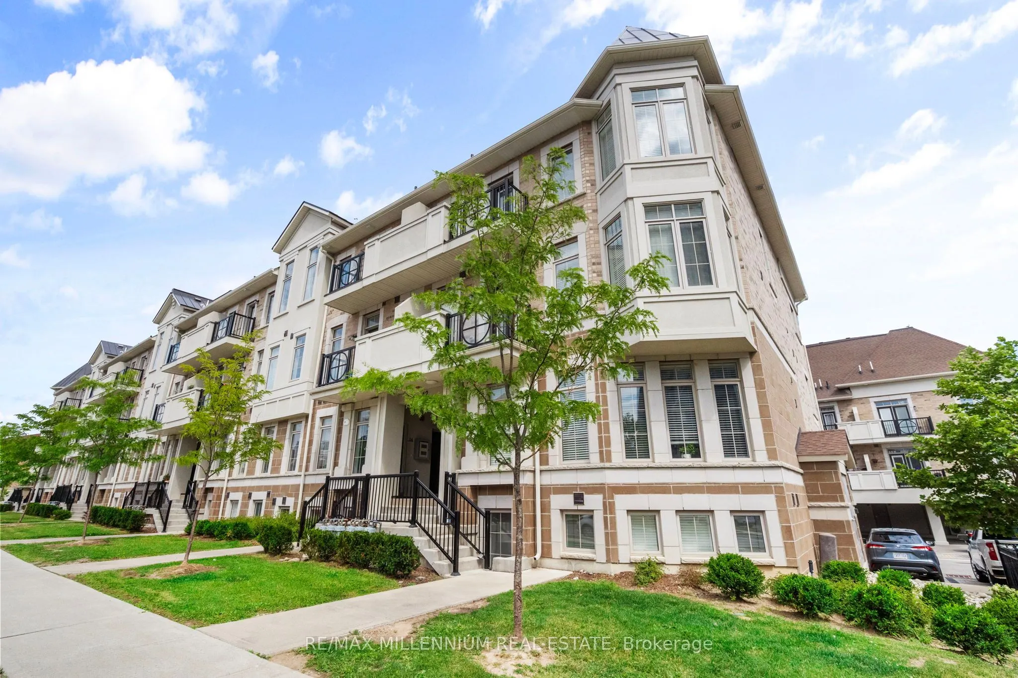 62 Preston Meadow Avenue, #6
