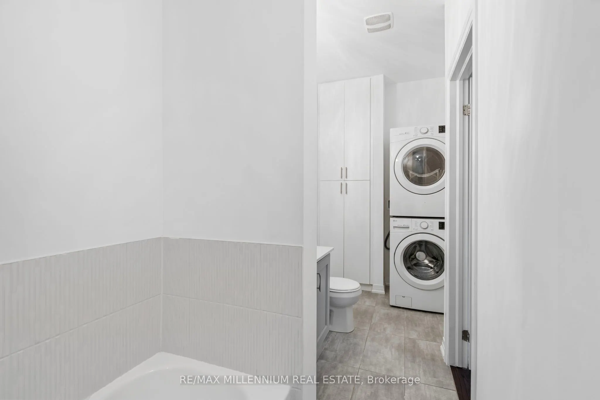 62 Preston Meadow Avenue, #6