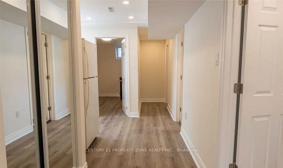 3361 The Credit Woodlands