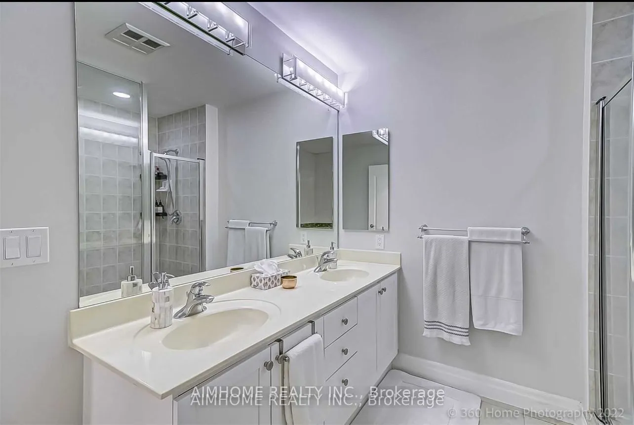 2119 Lakeshore Boulevard W, #607