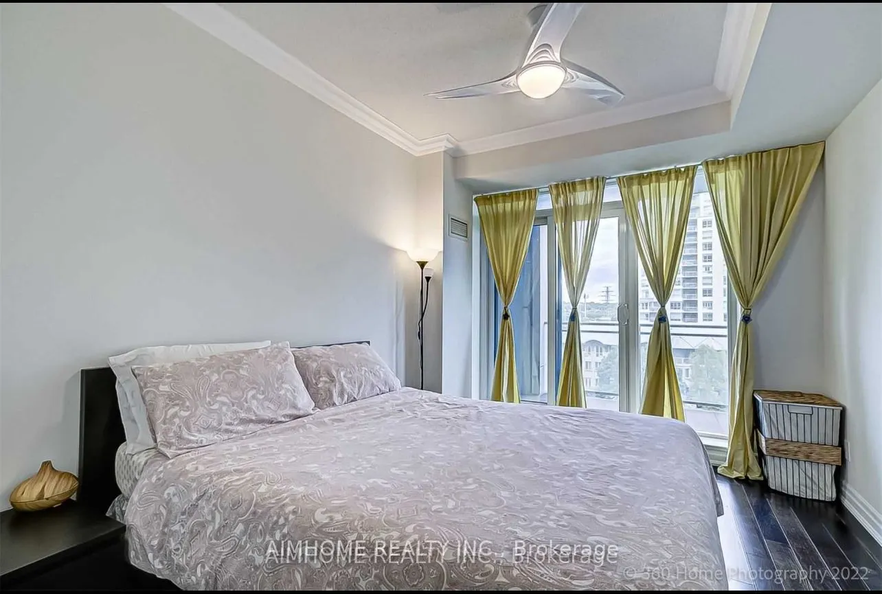 2119 Lakeshore Boulevard W, #607