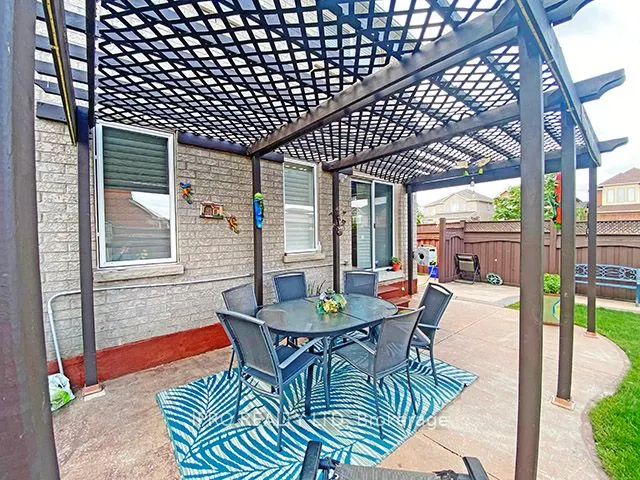 28 Wakely Boulevard