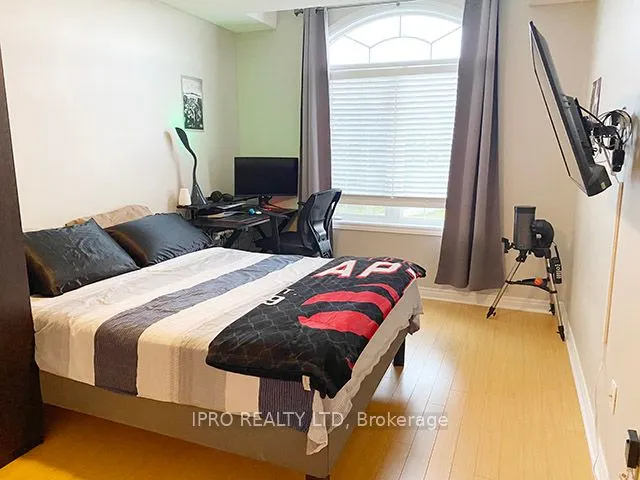 28 Wakely Boulevard