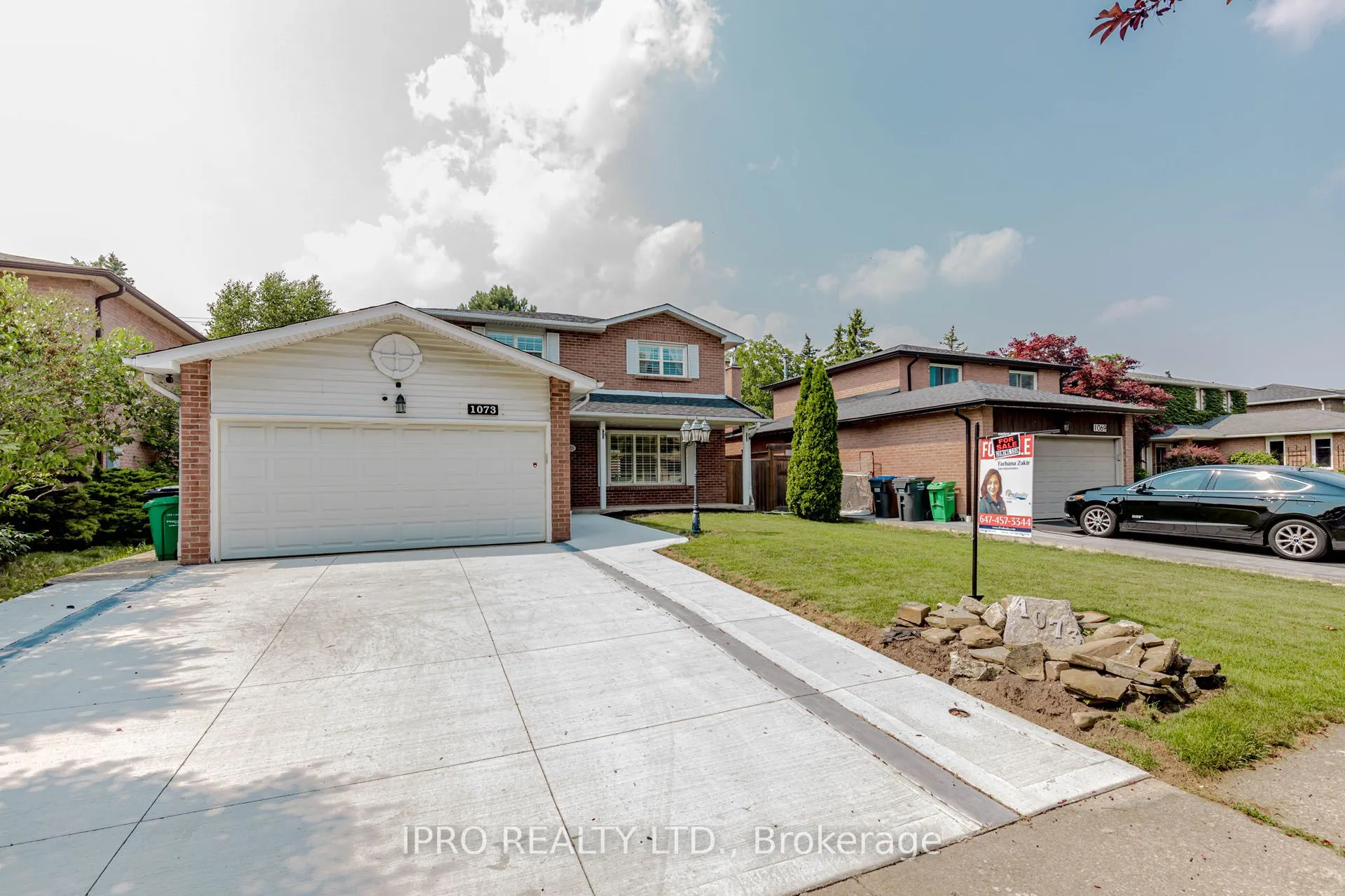 1073 Mesa Crescent