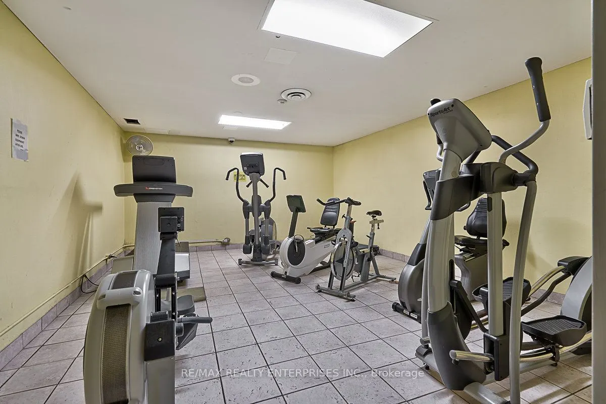 1060 Walden Circle, #40
