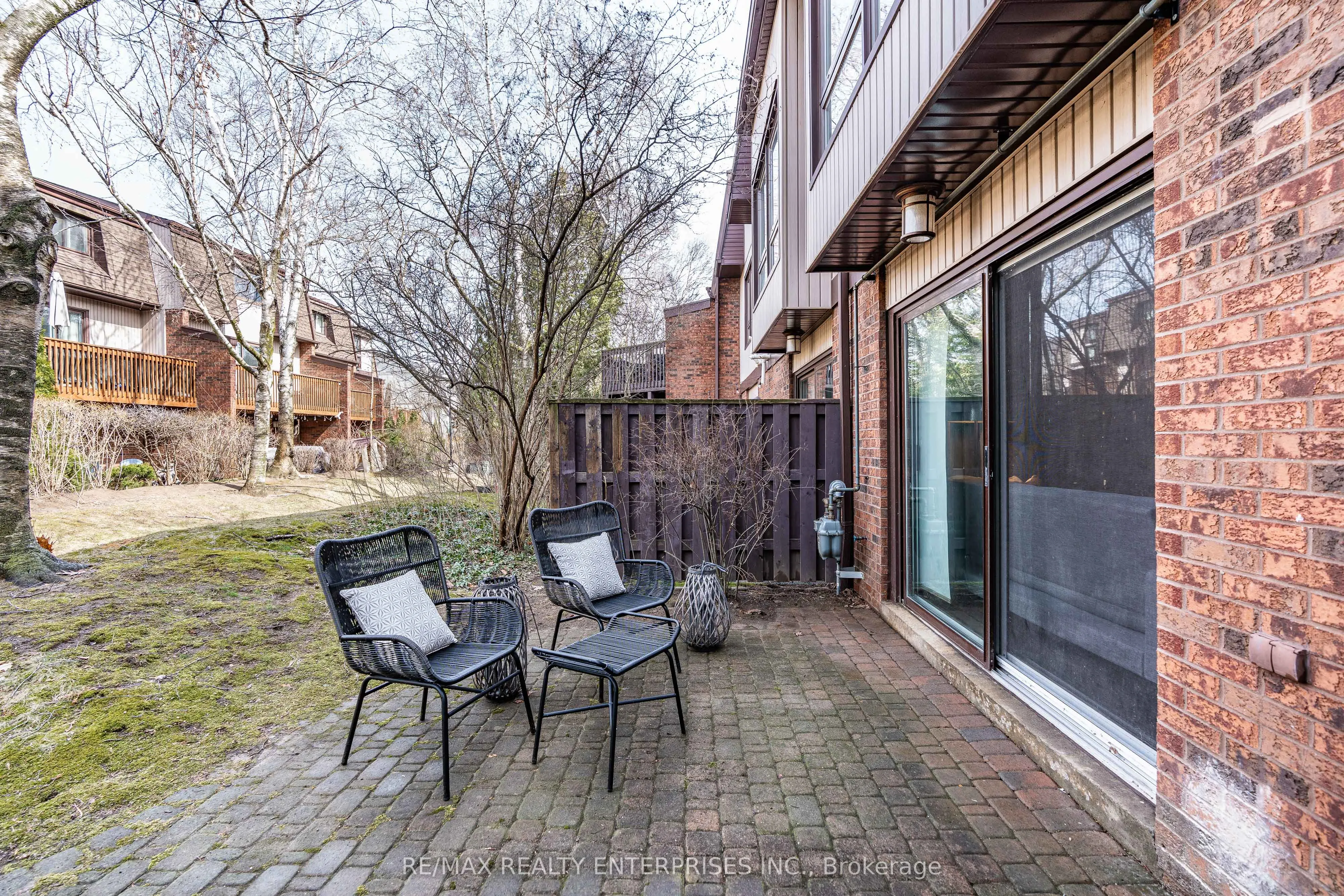 1060 Walden Circle, #40