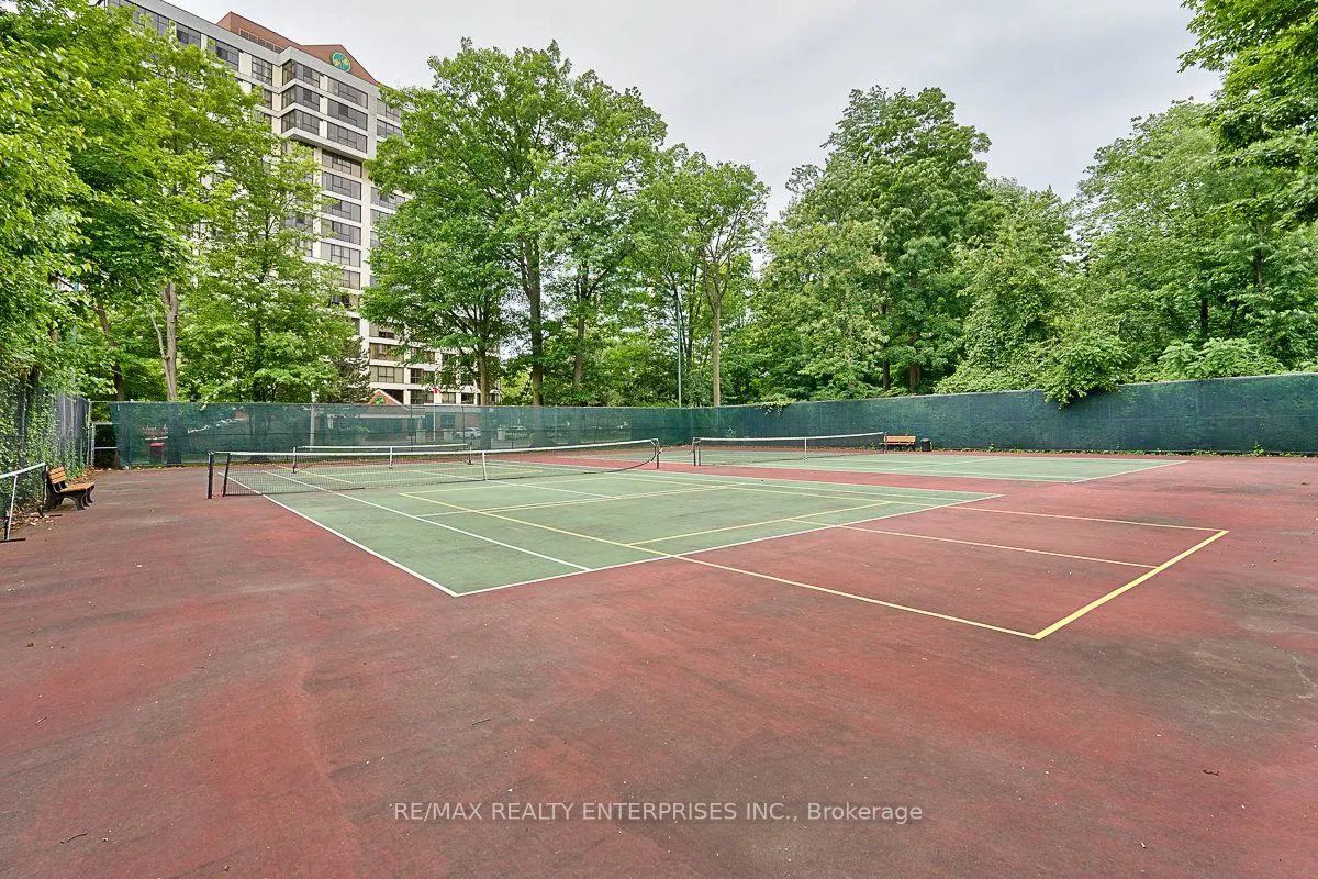 1060 Walden Circle, #40