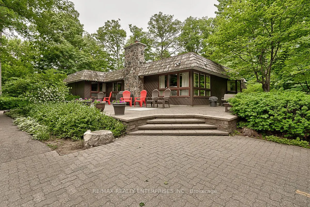 1060 Walden Circle, #40
