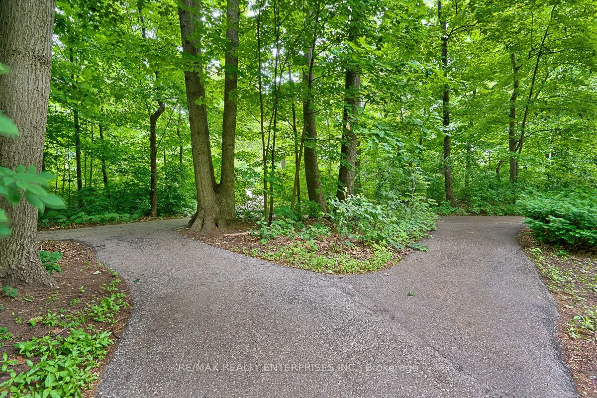 1060 Walden Circle, #40