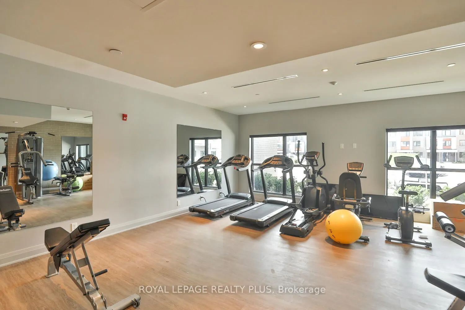 102 Grovewood Common, #306