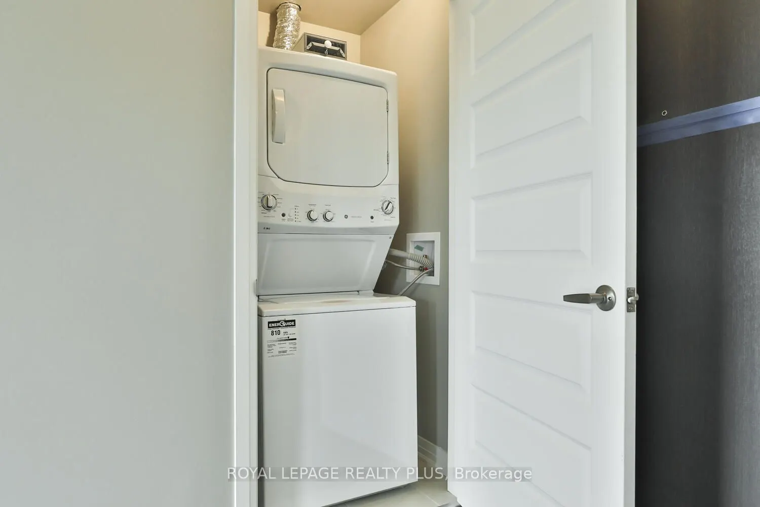 102 Grovewood Common, #306