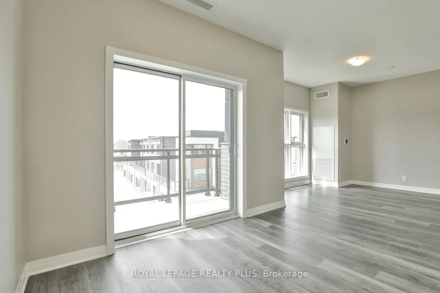 102 Grovewood Common, #306