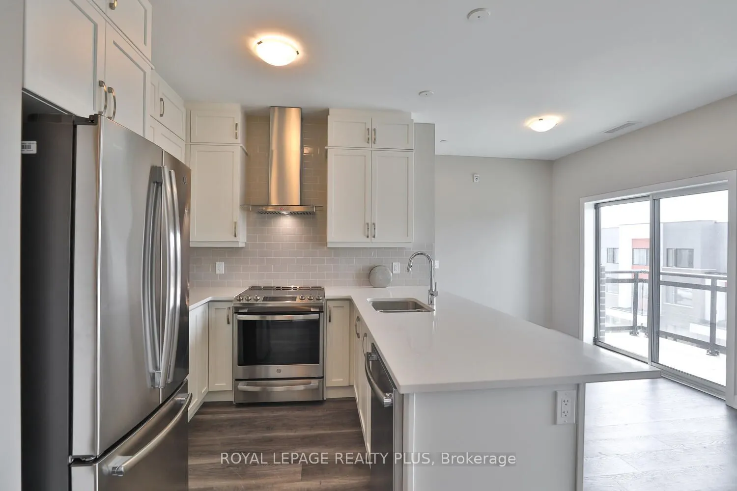 102 Grovewood Common, #306