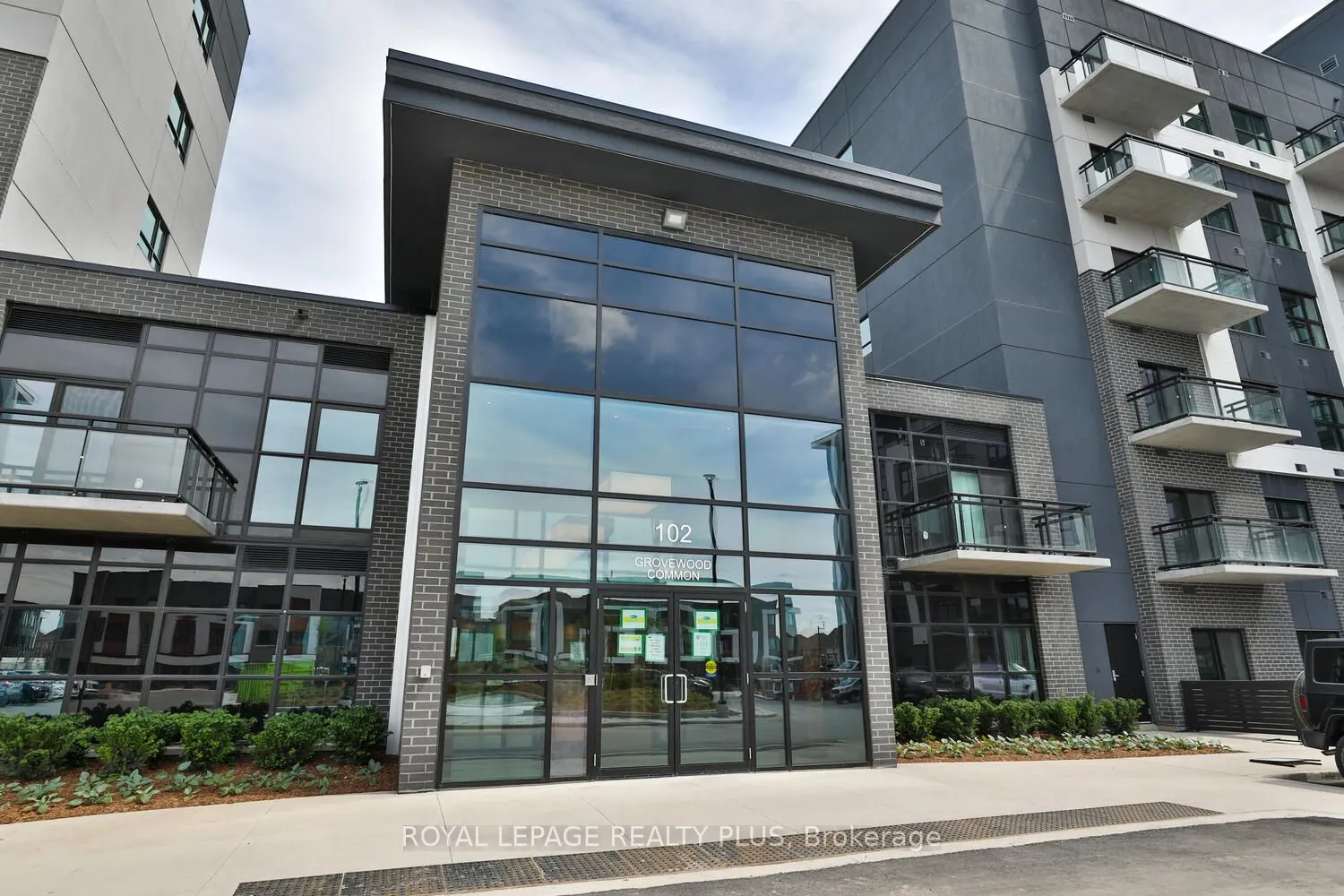 102 Grovewood Common, #306