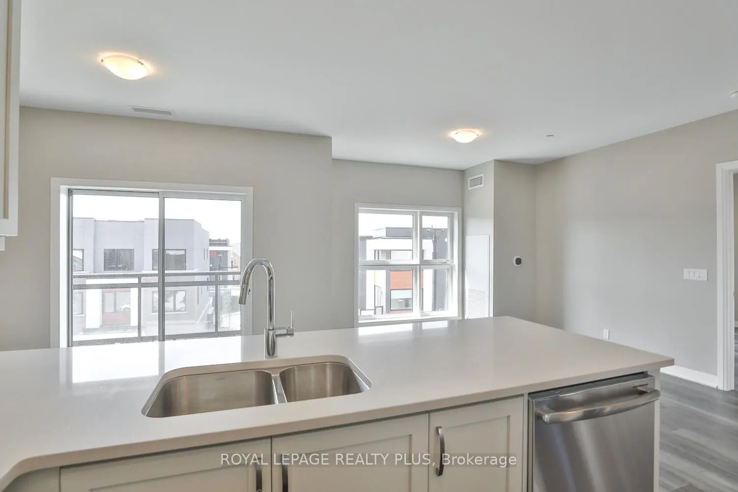 102 Grovewood Common, #306