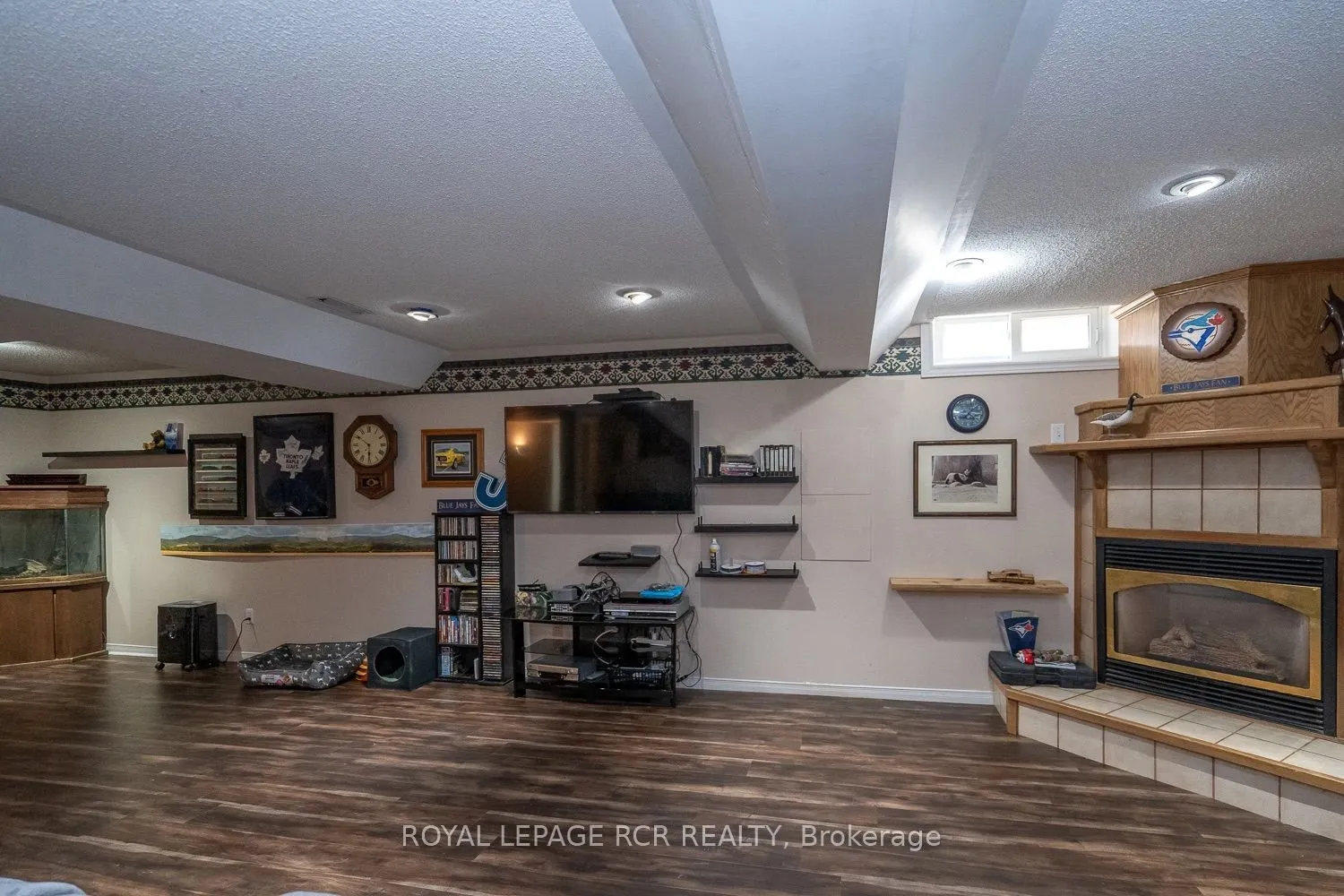 252 Elmwood Crescent