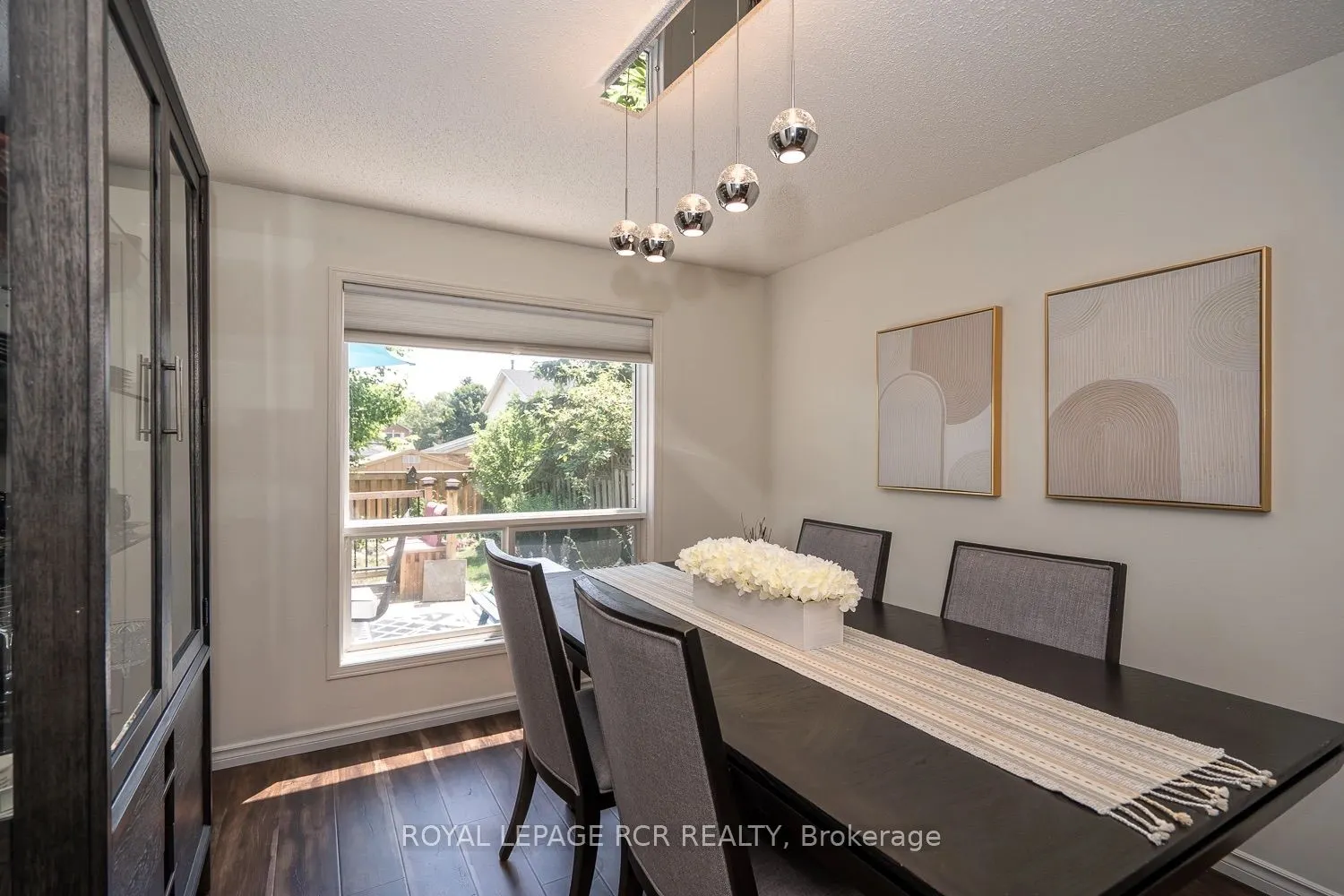 252 Elmwood Crescent