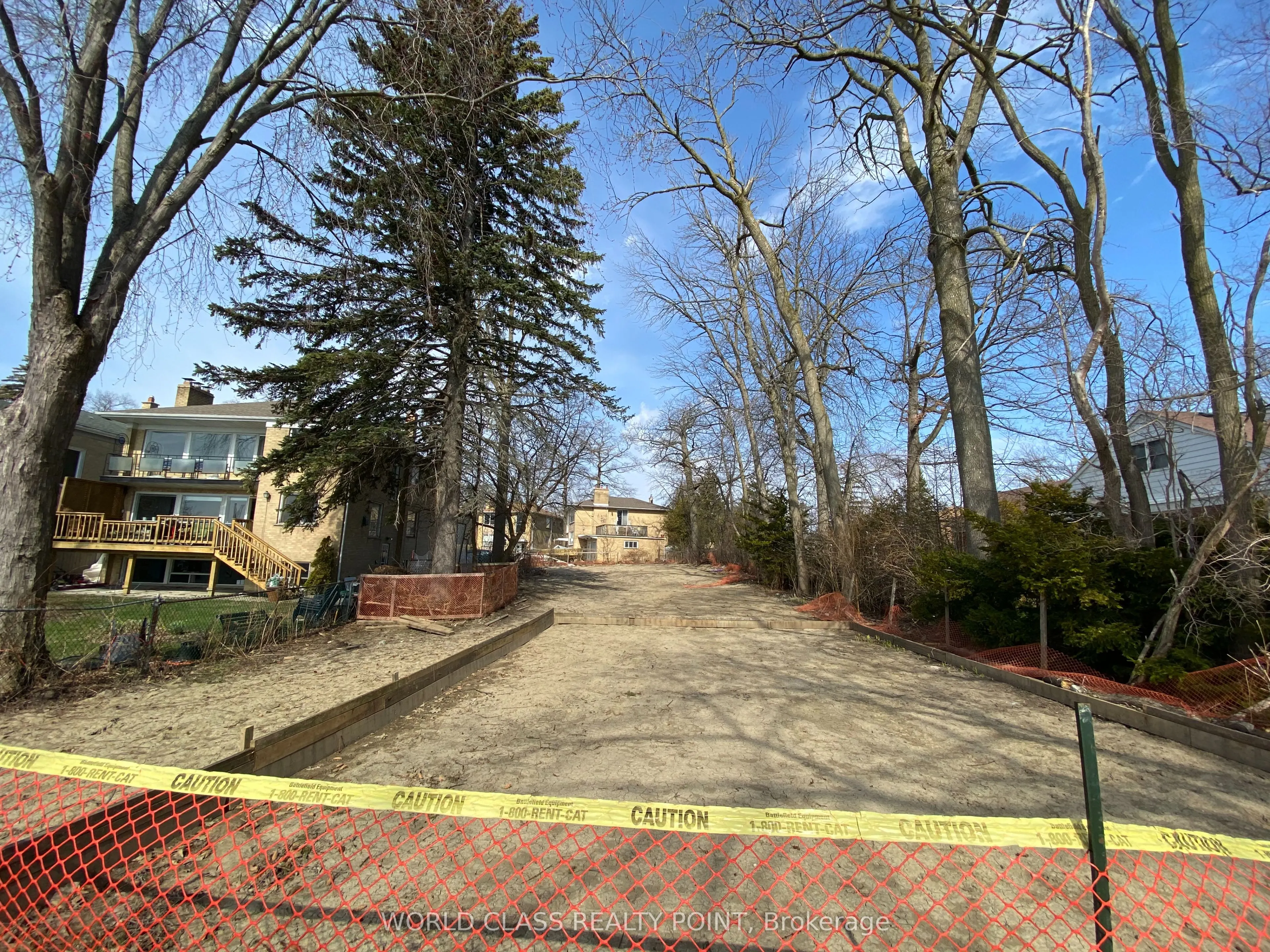 9 Carlis Place