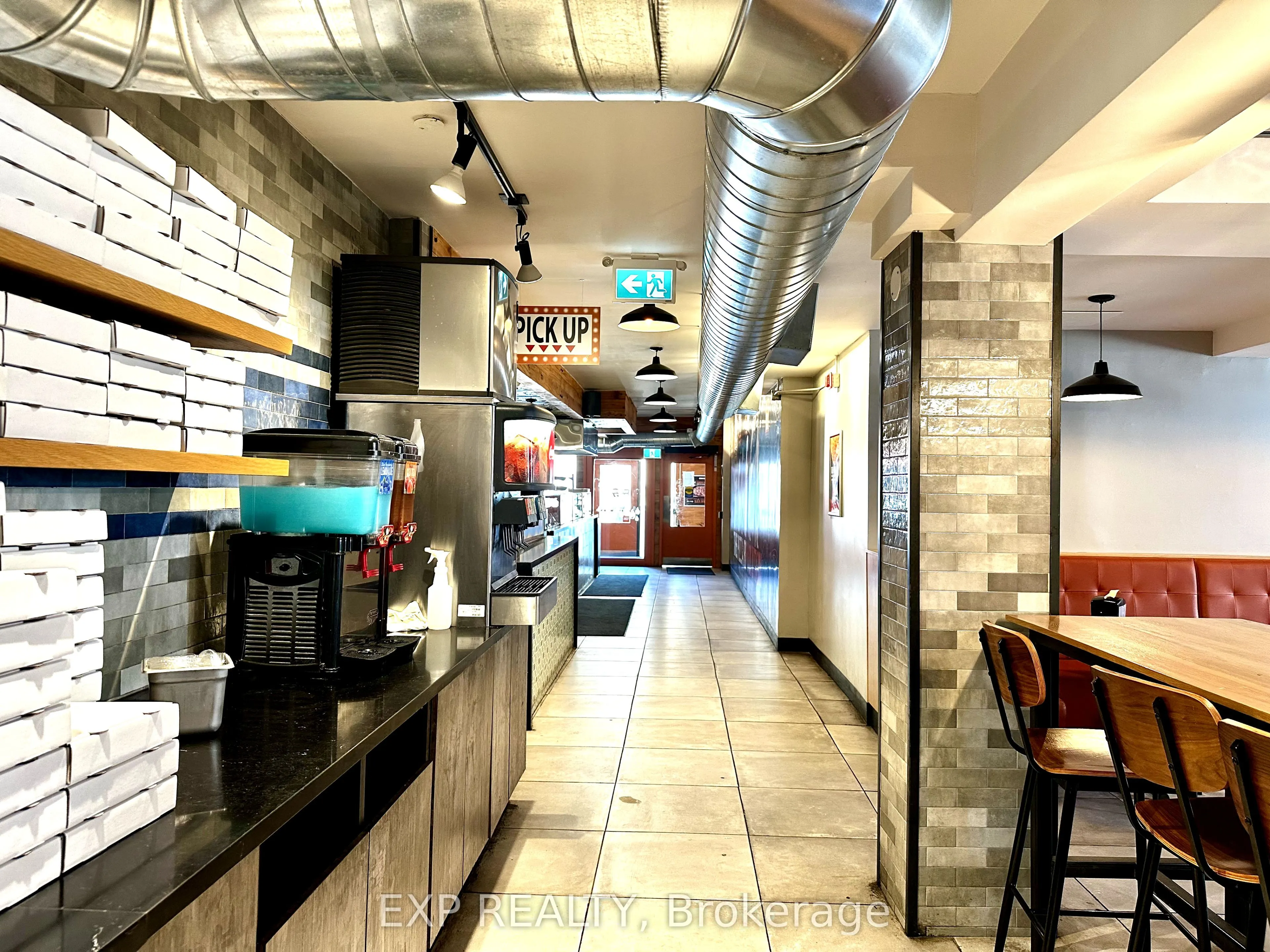 162 Lakeshore Road E