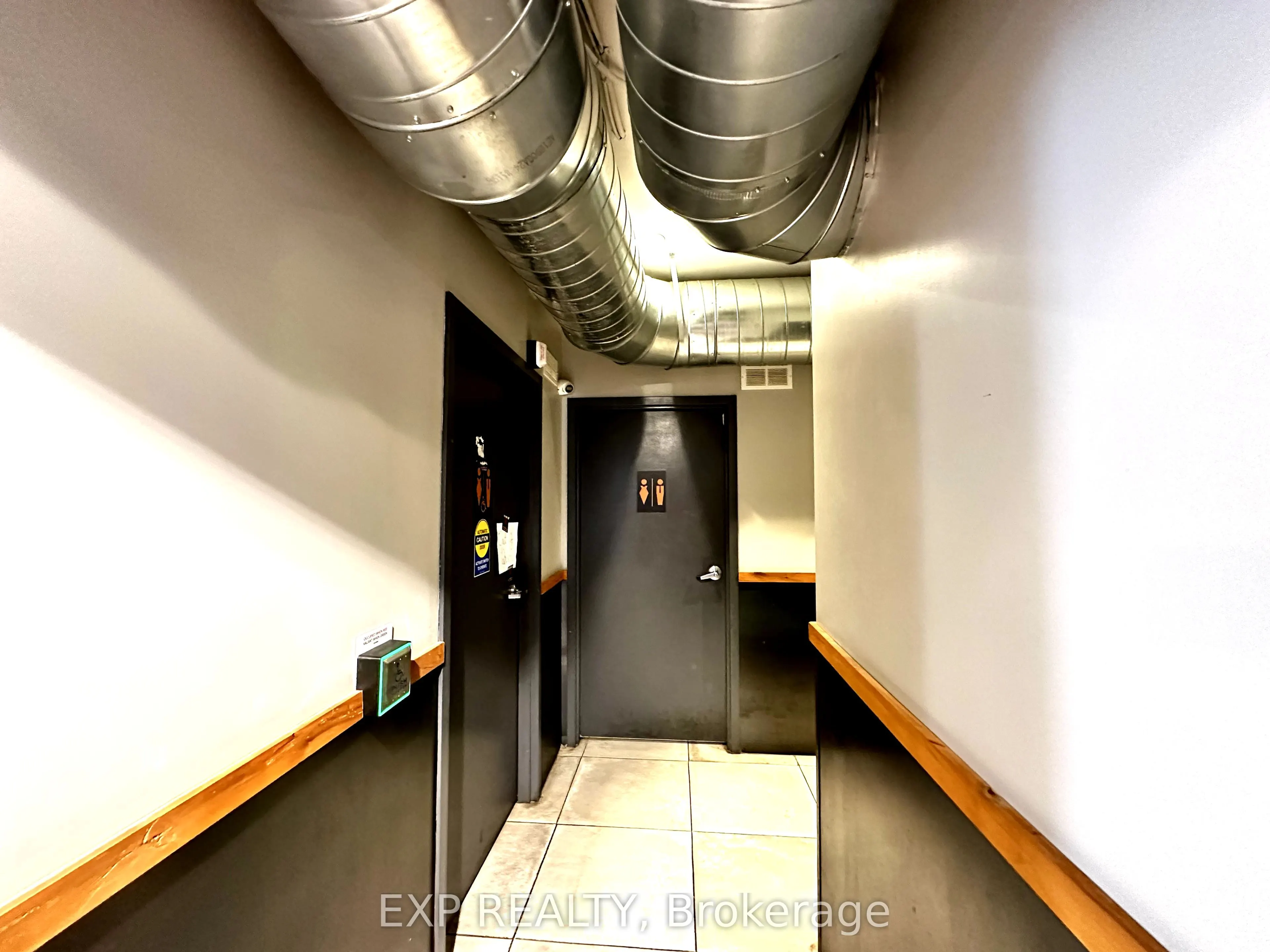162 Lakeshore Road E