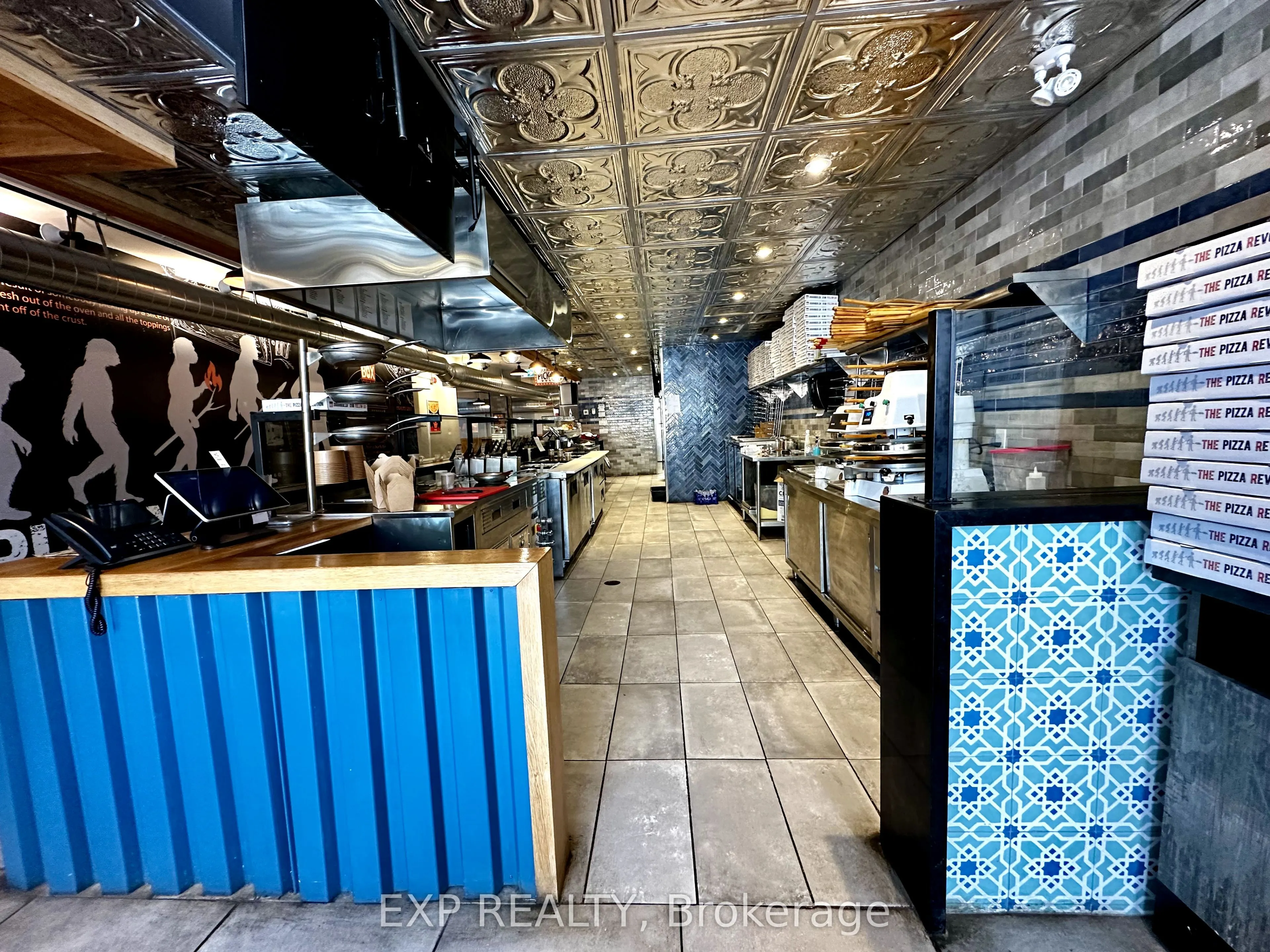 162 Lakeshore Road E