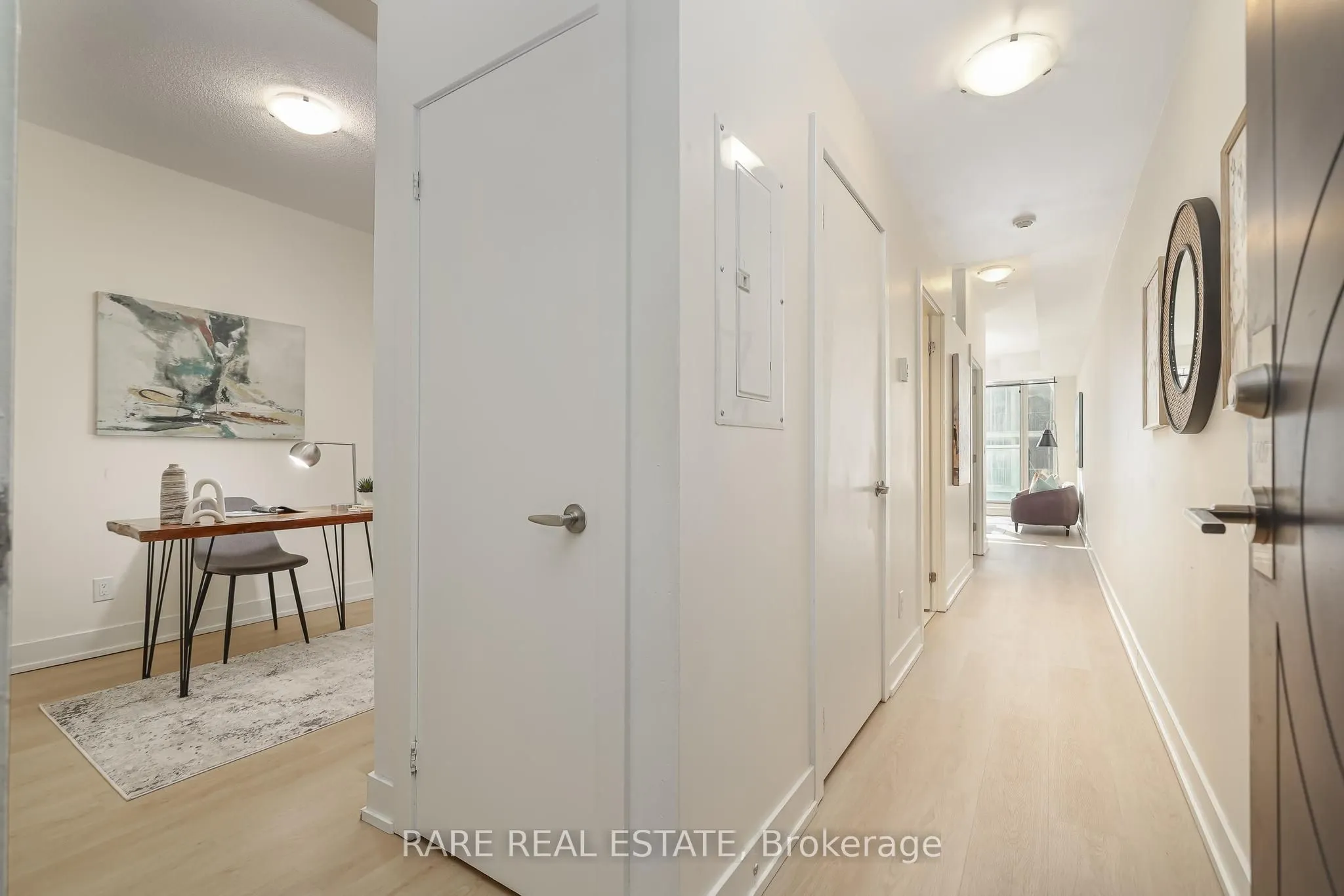 1638 Bloor Street W, #607
