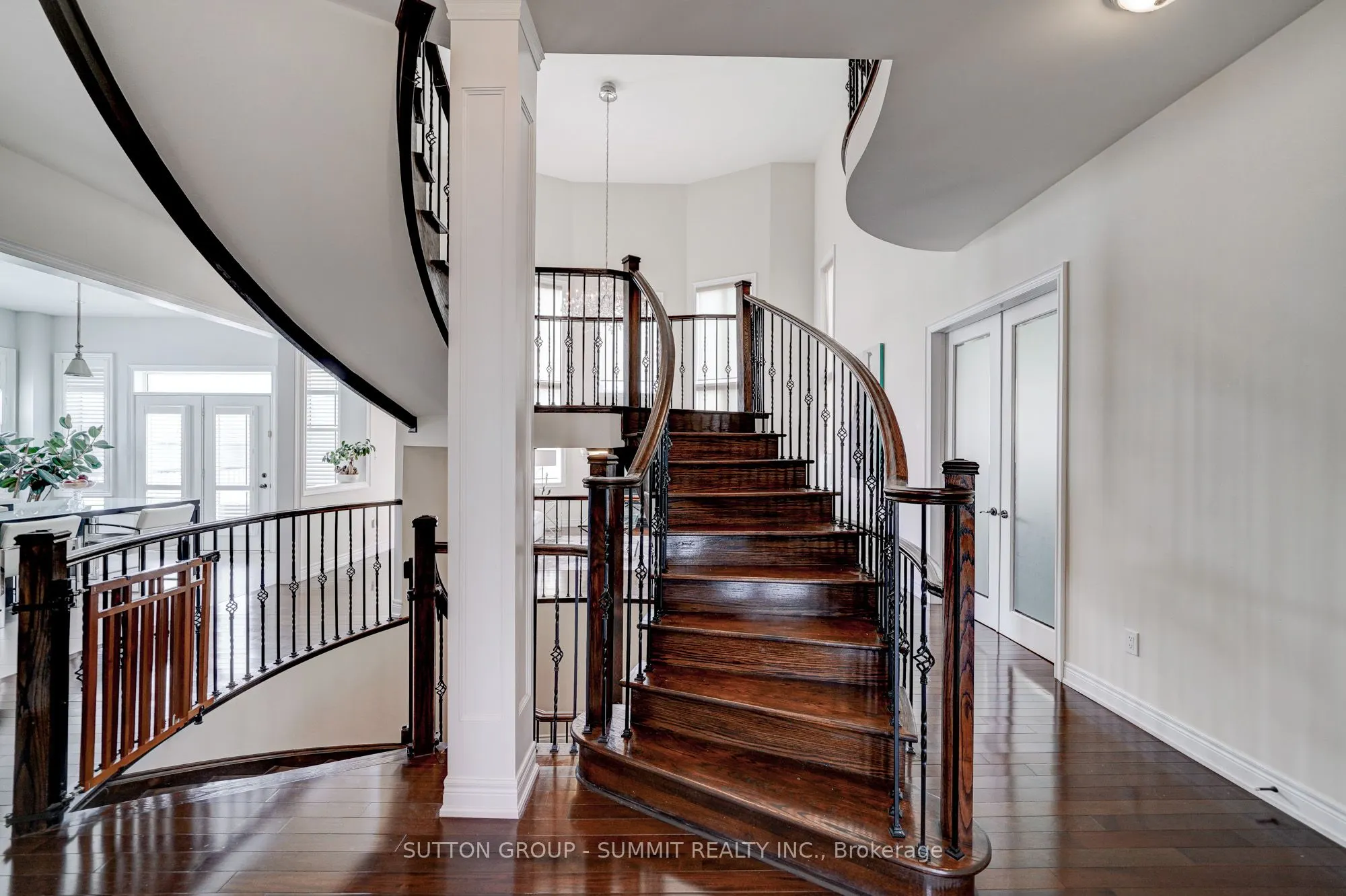 6 Flanders Road