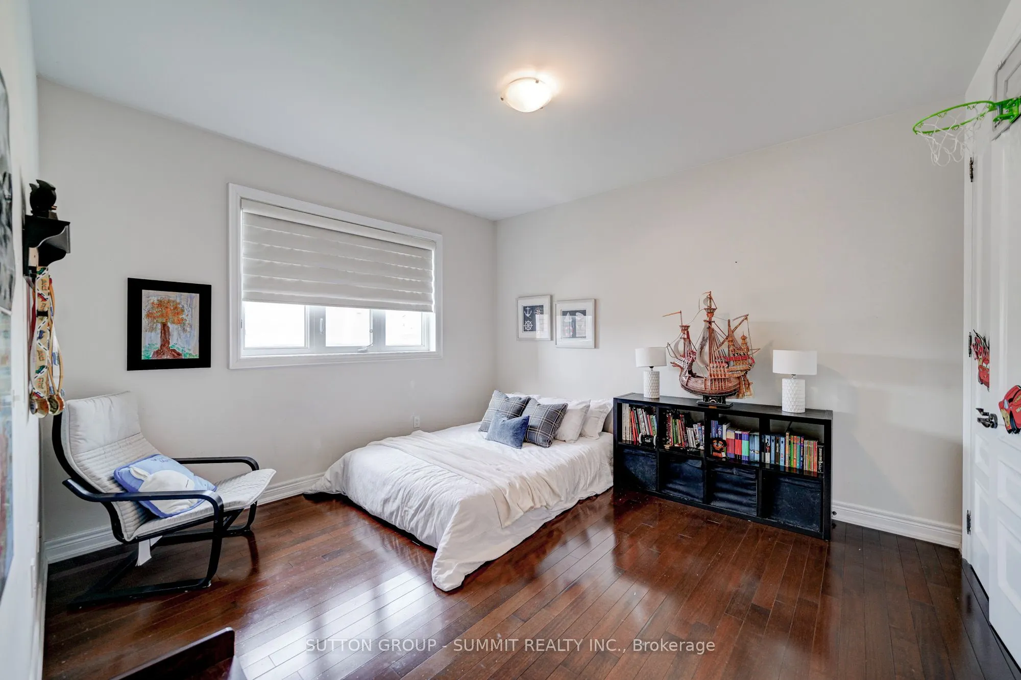 6 Flanders Road