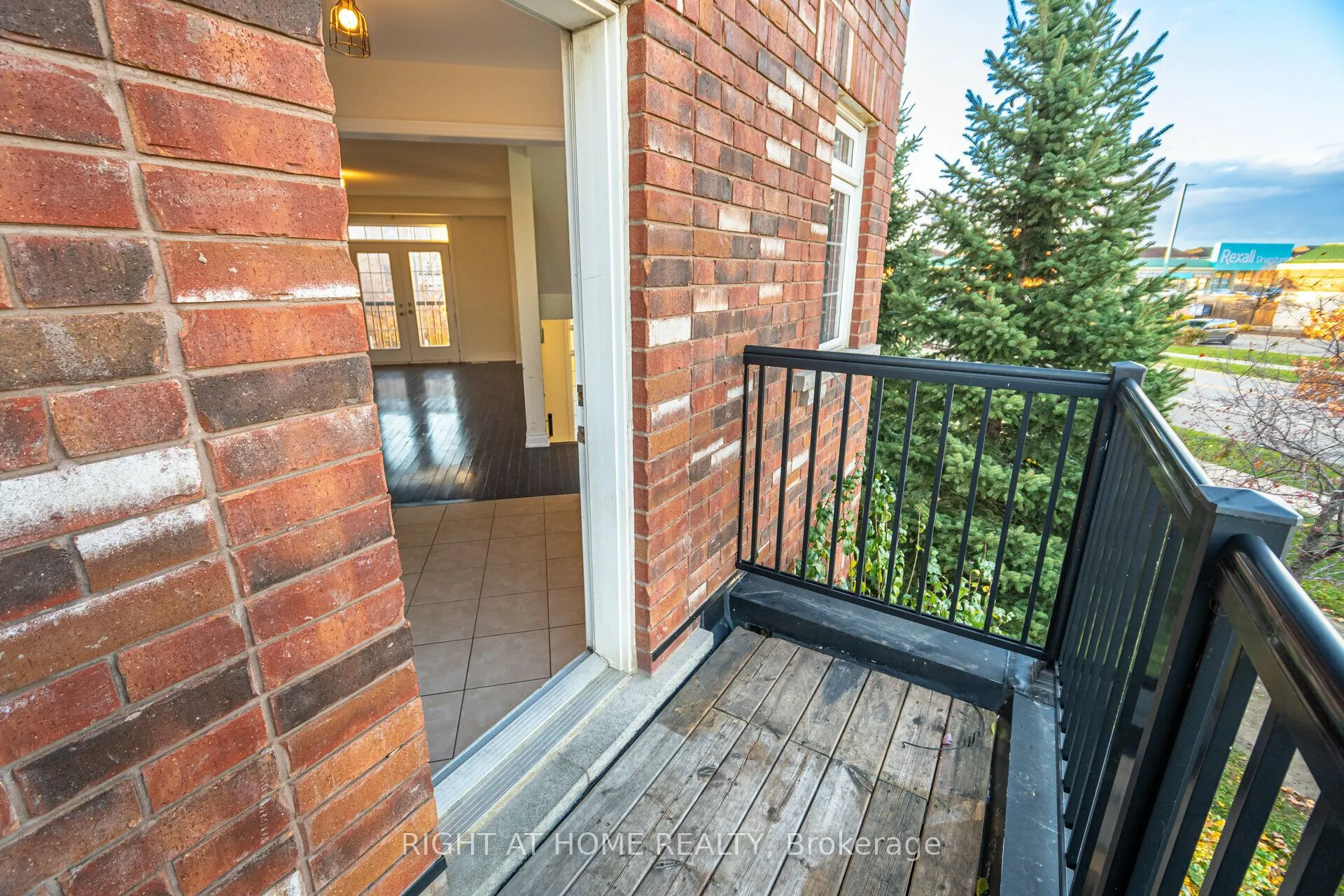 7160 Triumph Lane, #45