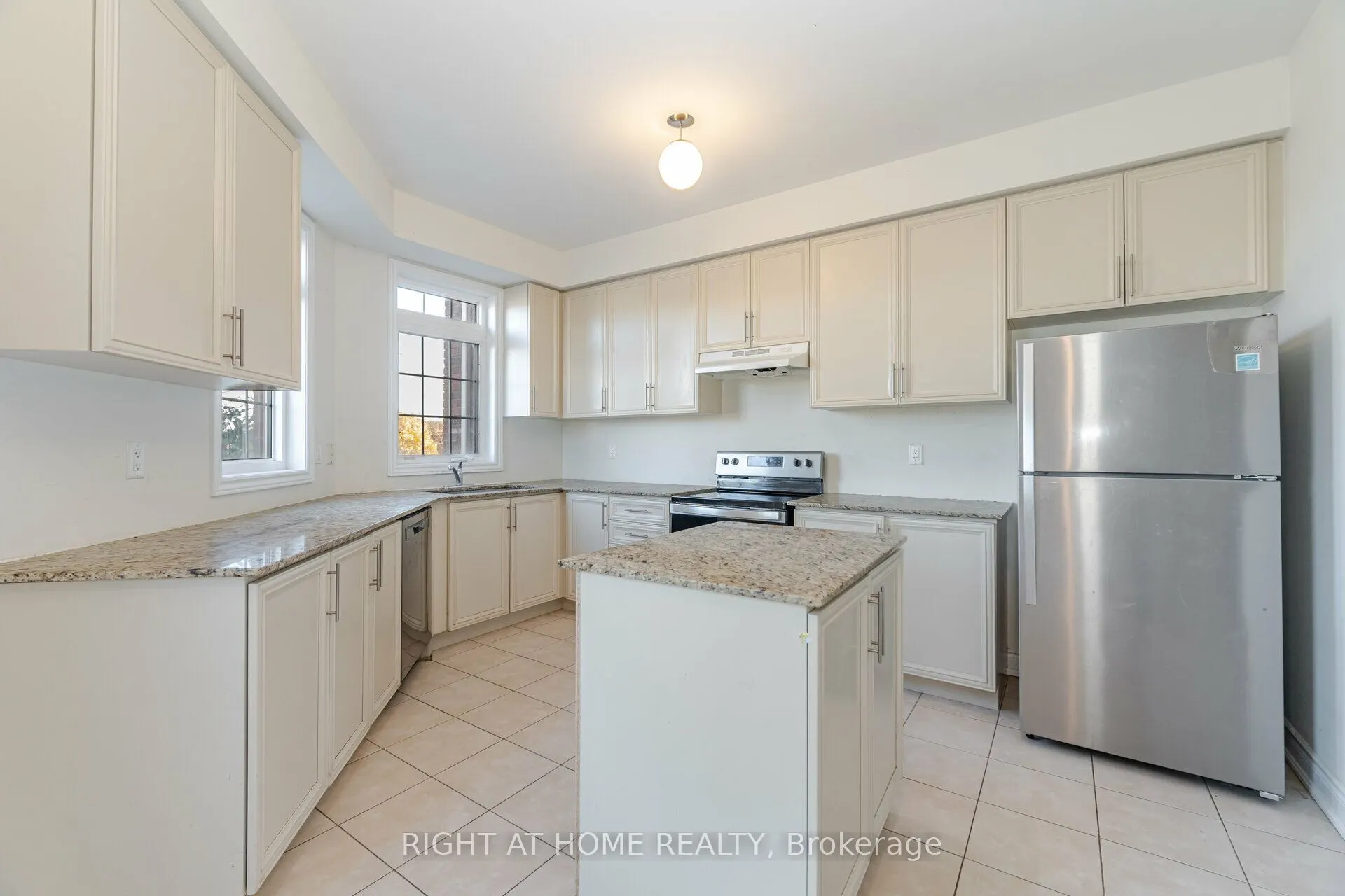 7160 Triumph Lane, #45