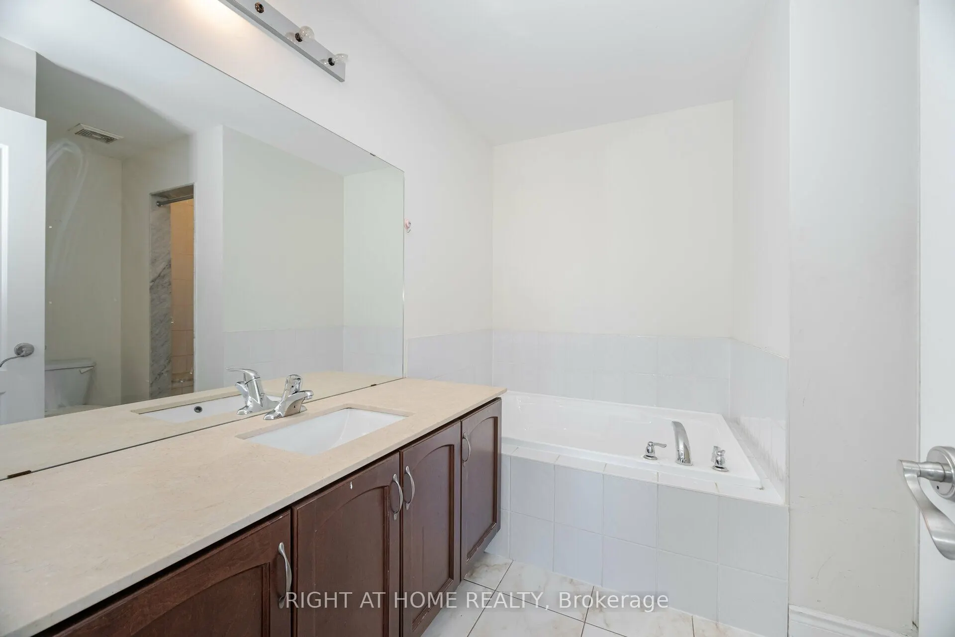 7160 Triumph Lane, #45