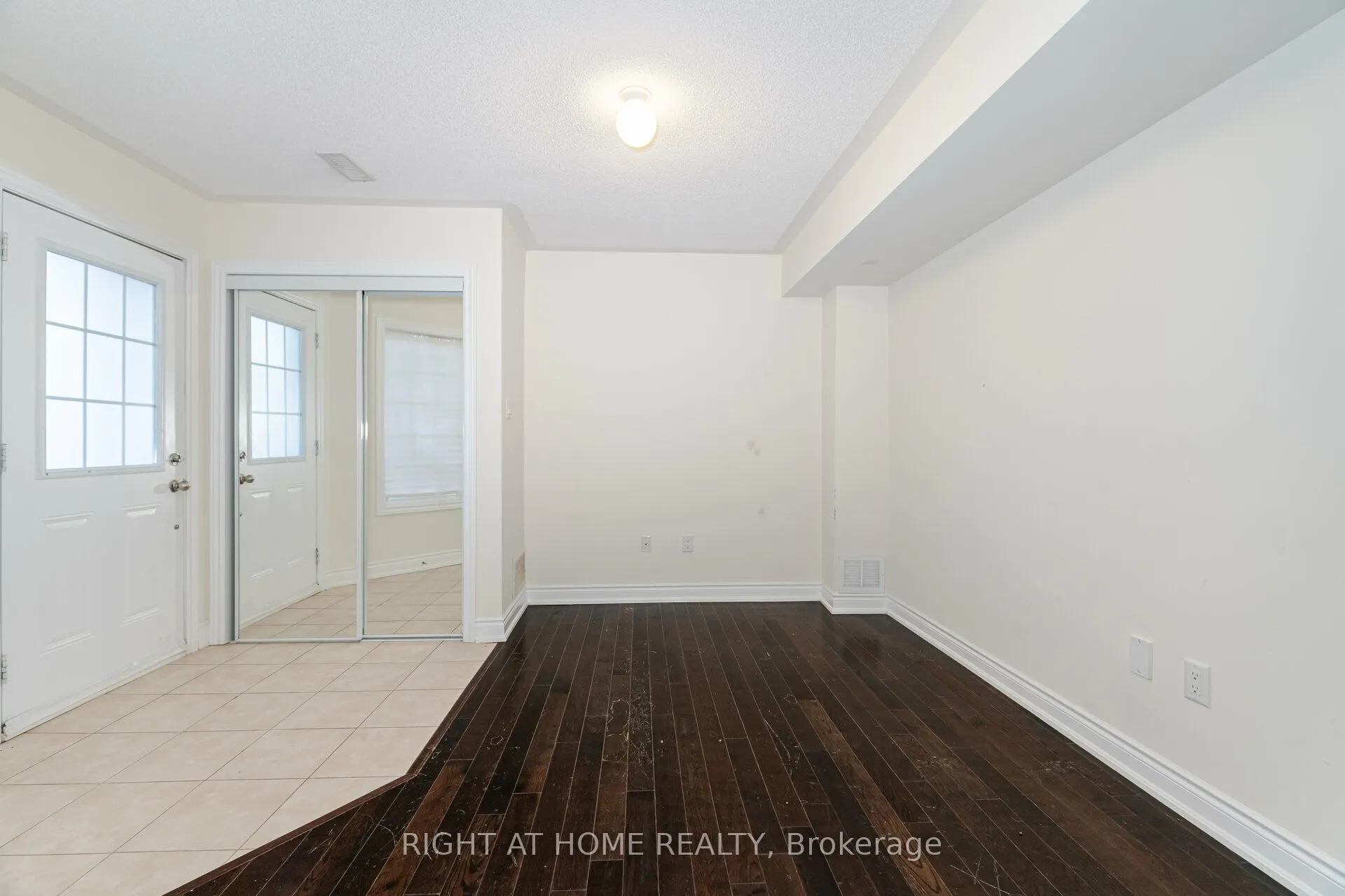 7160 Triumph Lane, #45