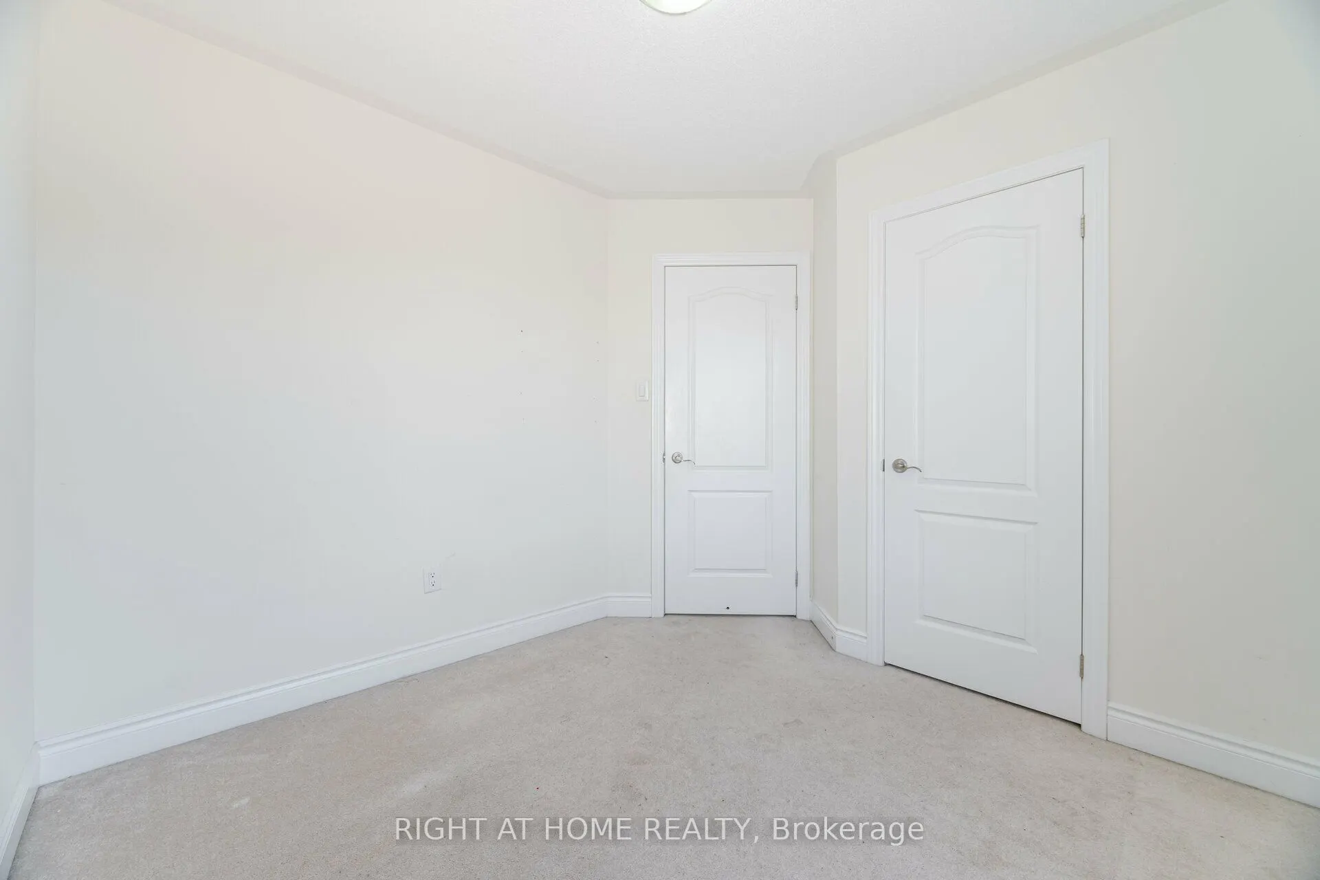7160 Triumph Lane, #45