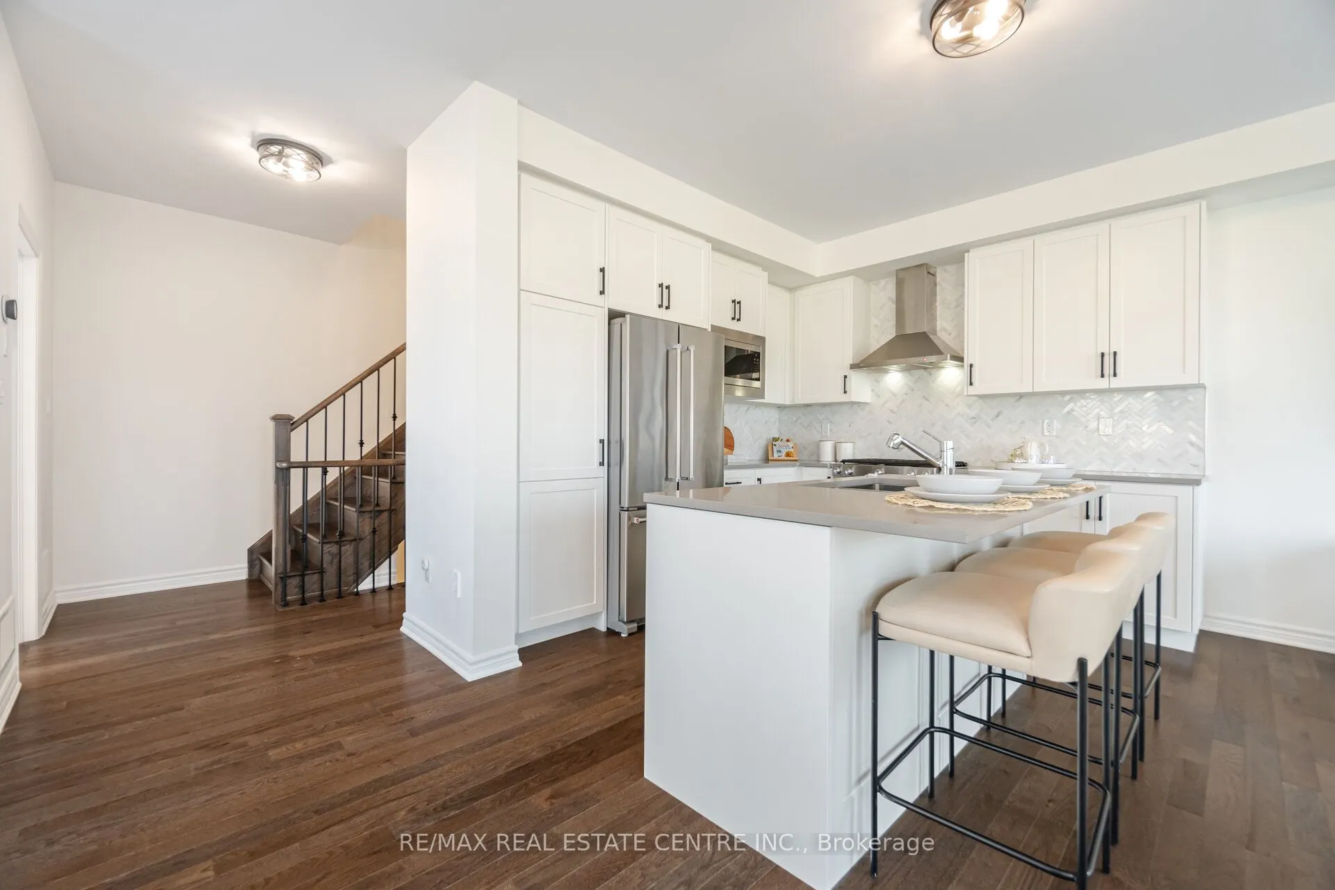 1260 Restivo Lane