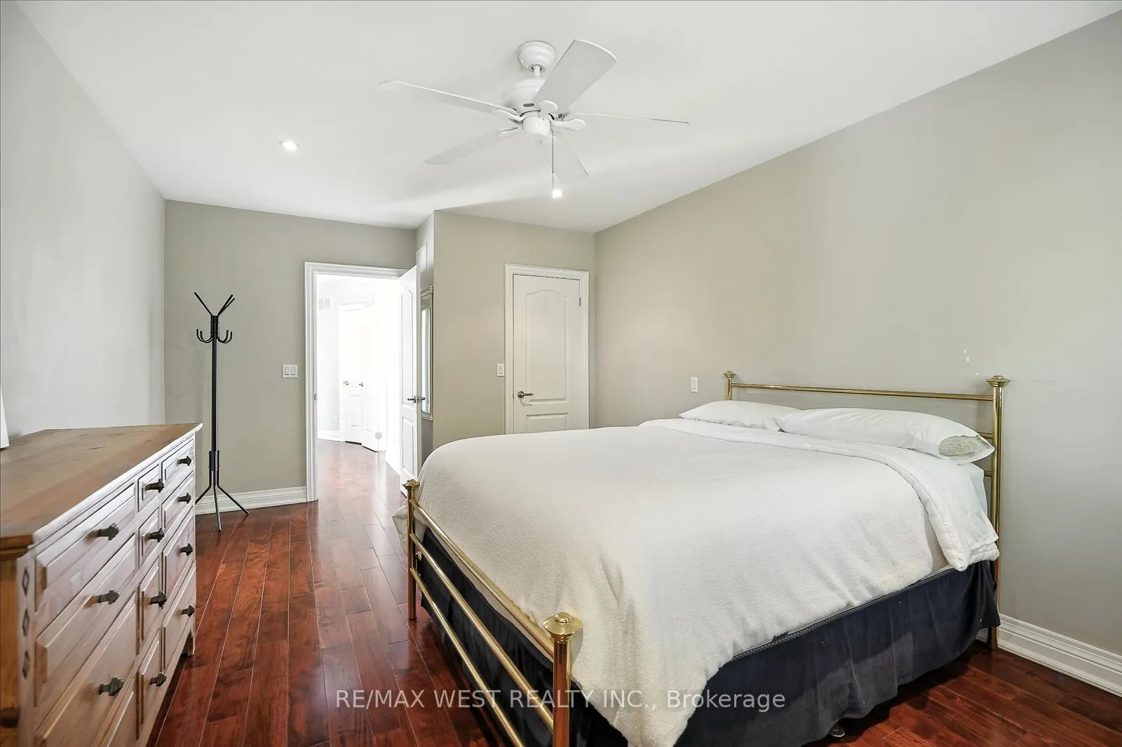 165 Caledonia Road