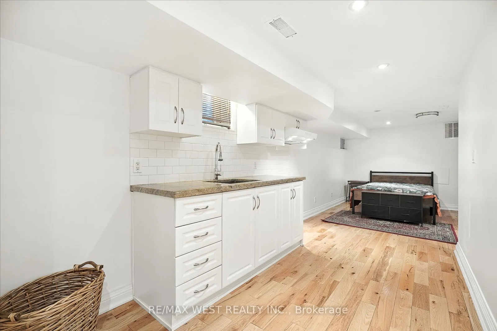 165 Caledonia Road