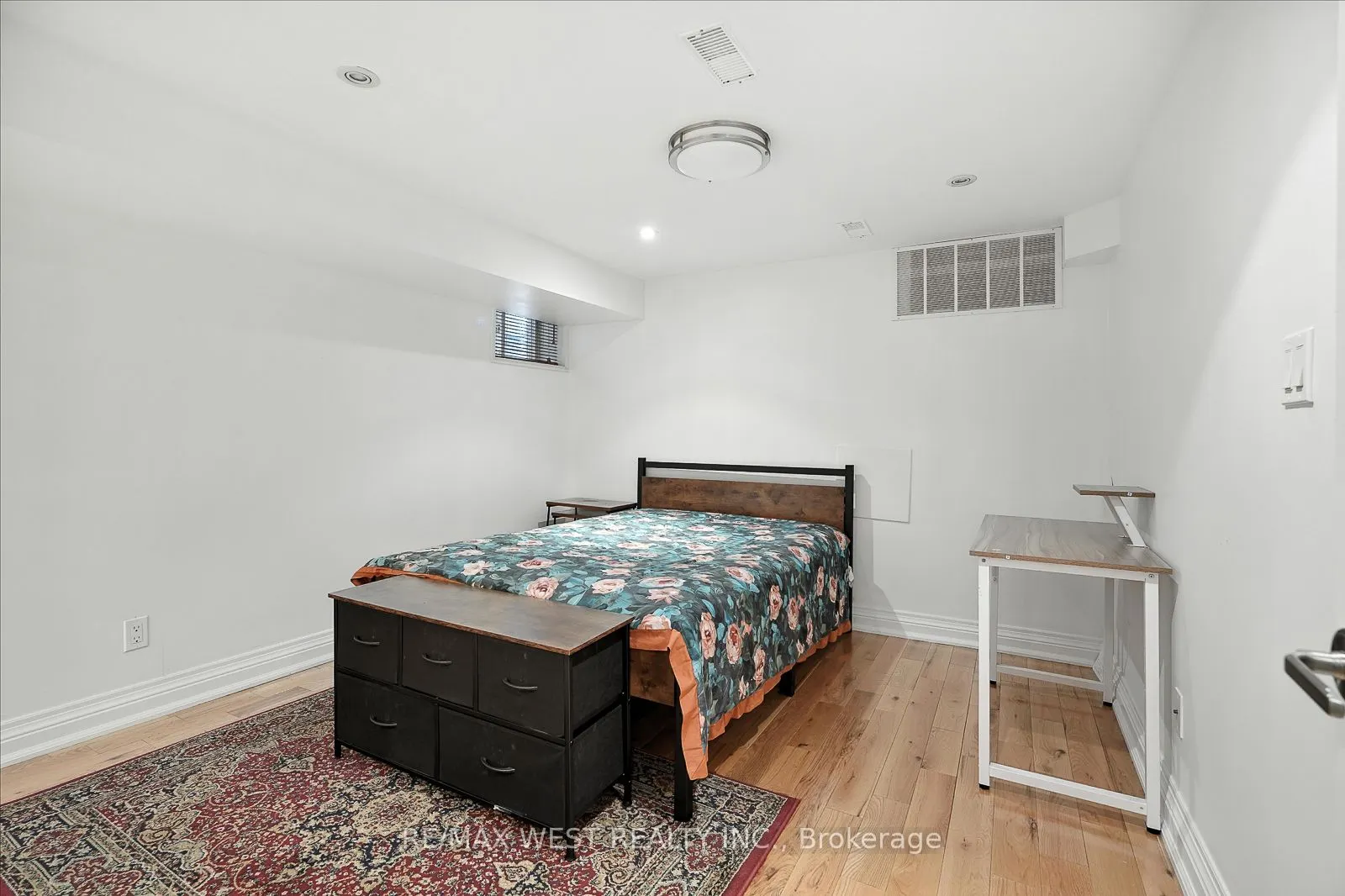 165 Caledonia Road