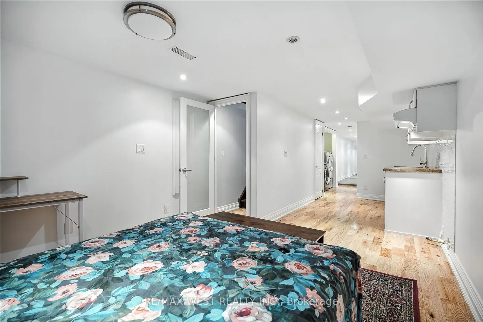 165 Caledonia Road